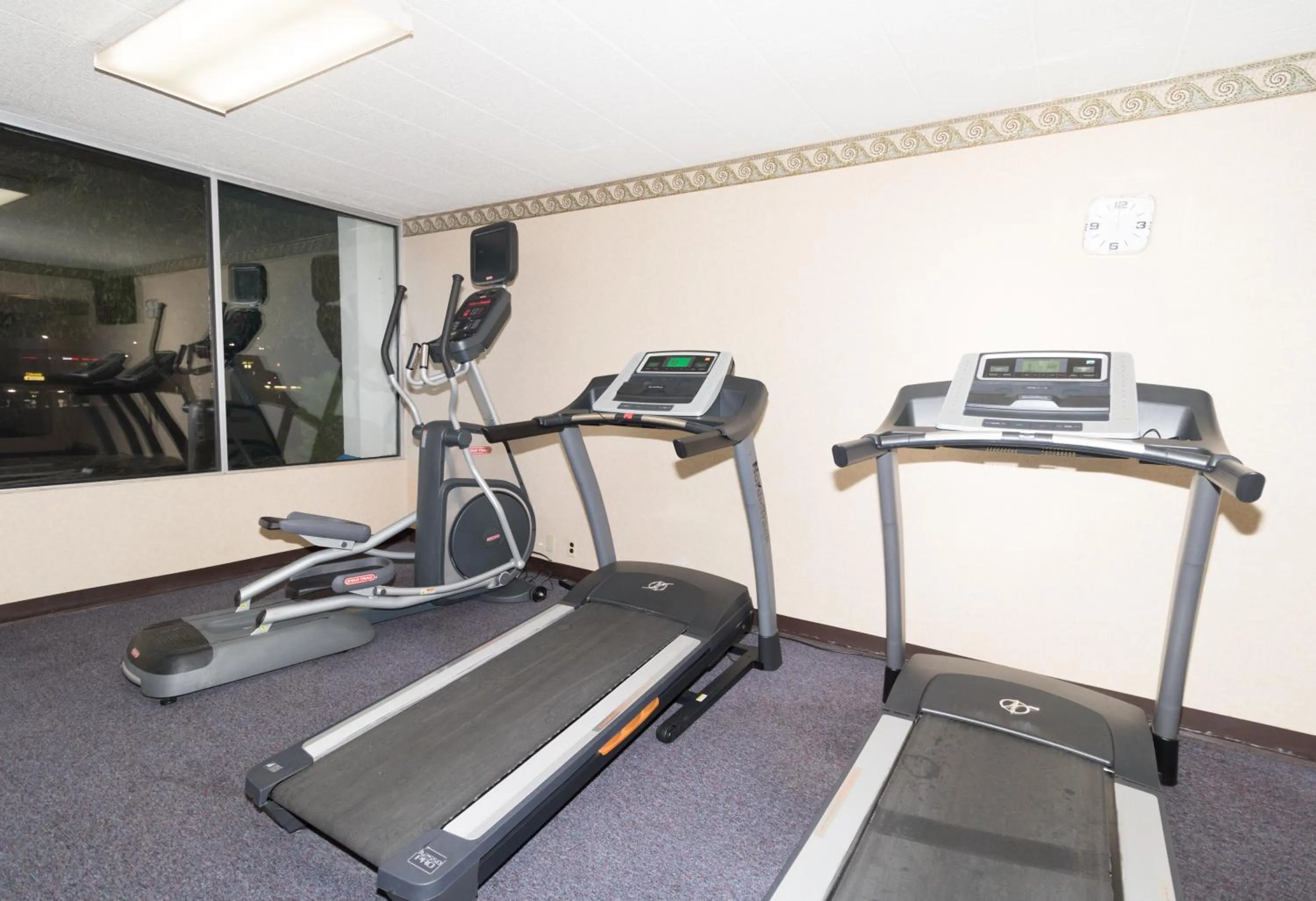 Fitness centre/facilities in Motel 6-Clarion, PA