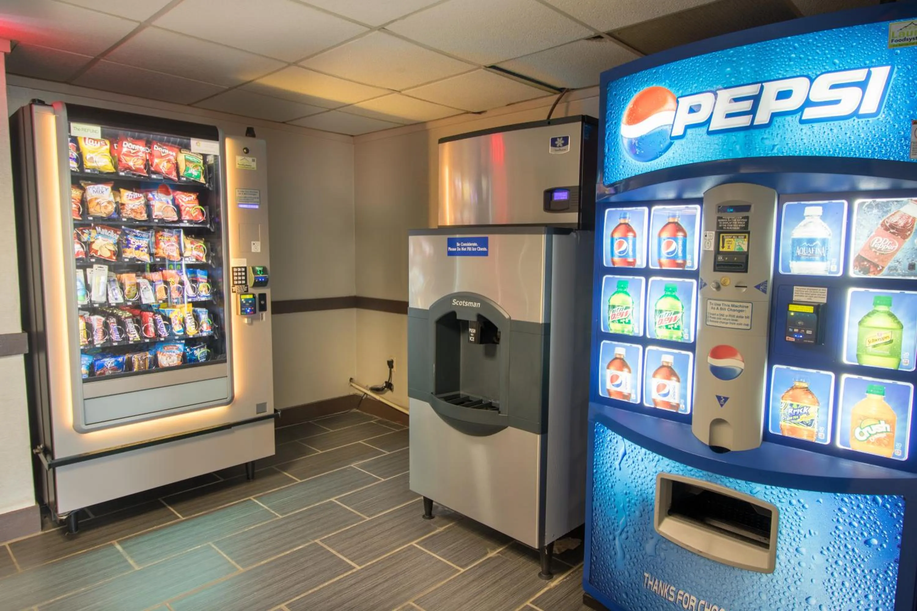 vending machine in Motel 6-Clarion, PA