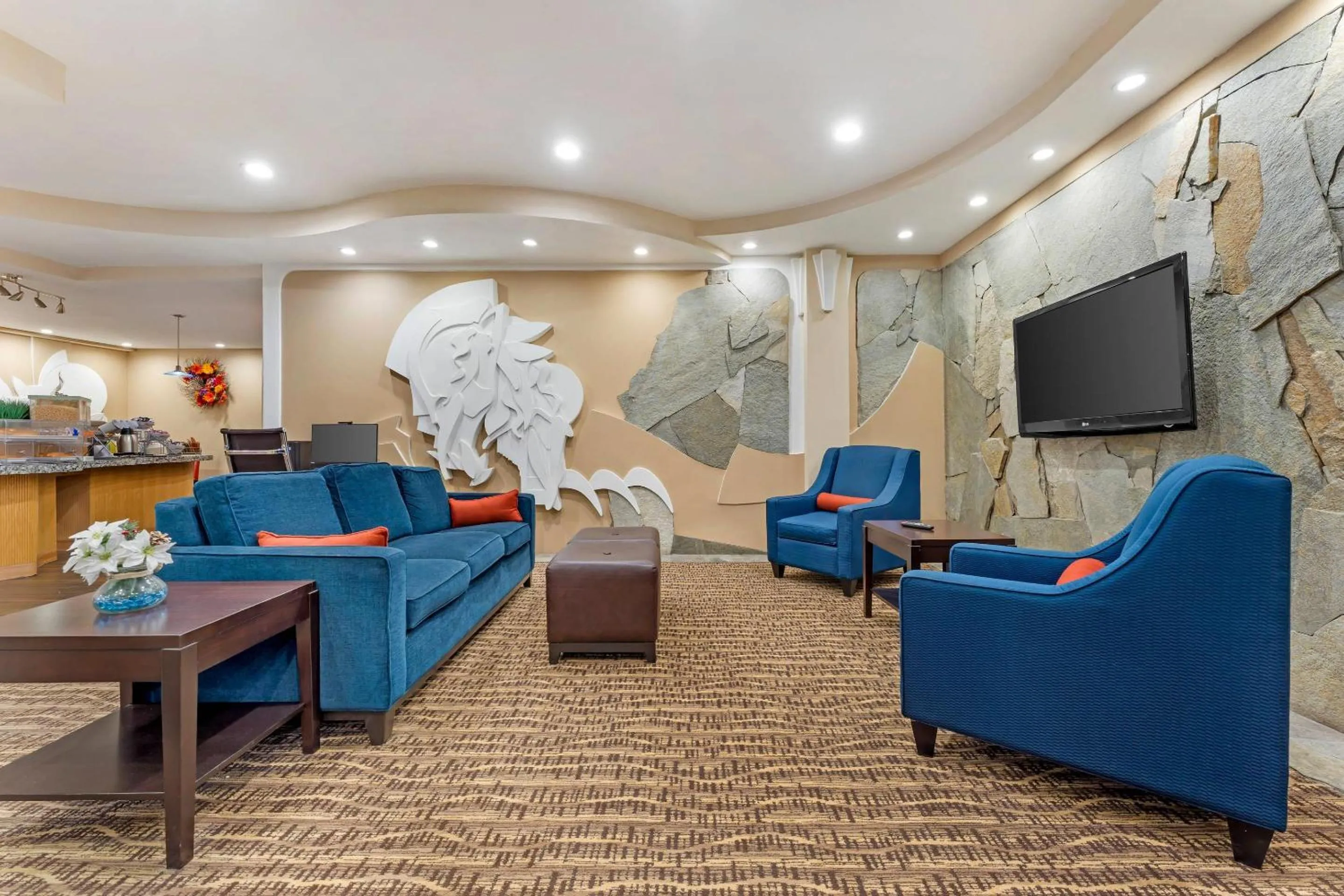 Lobby or reception in Comfort Suites Monroeville - Pittsburgh East
