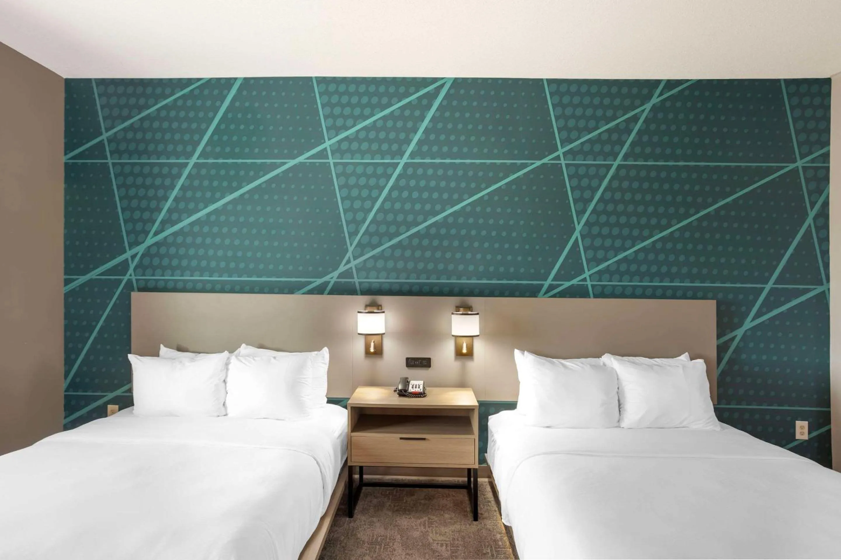 Bedroom, Bed in Comfort Suites Bloomsburg