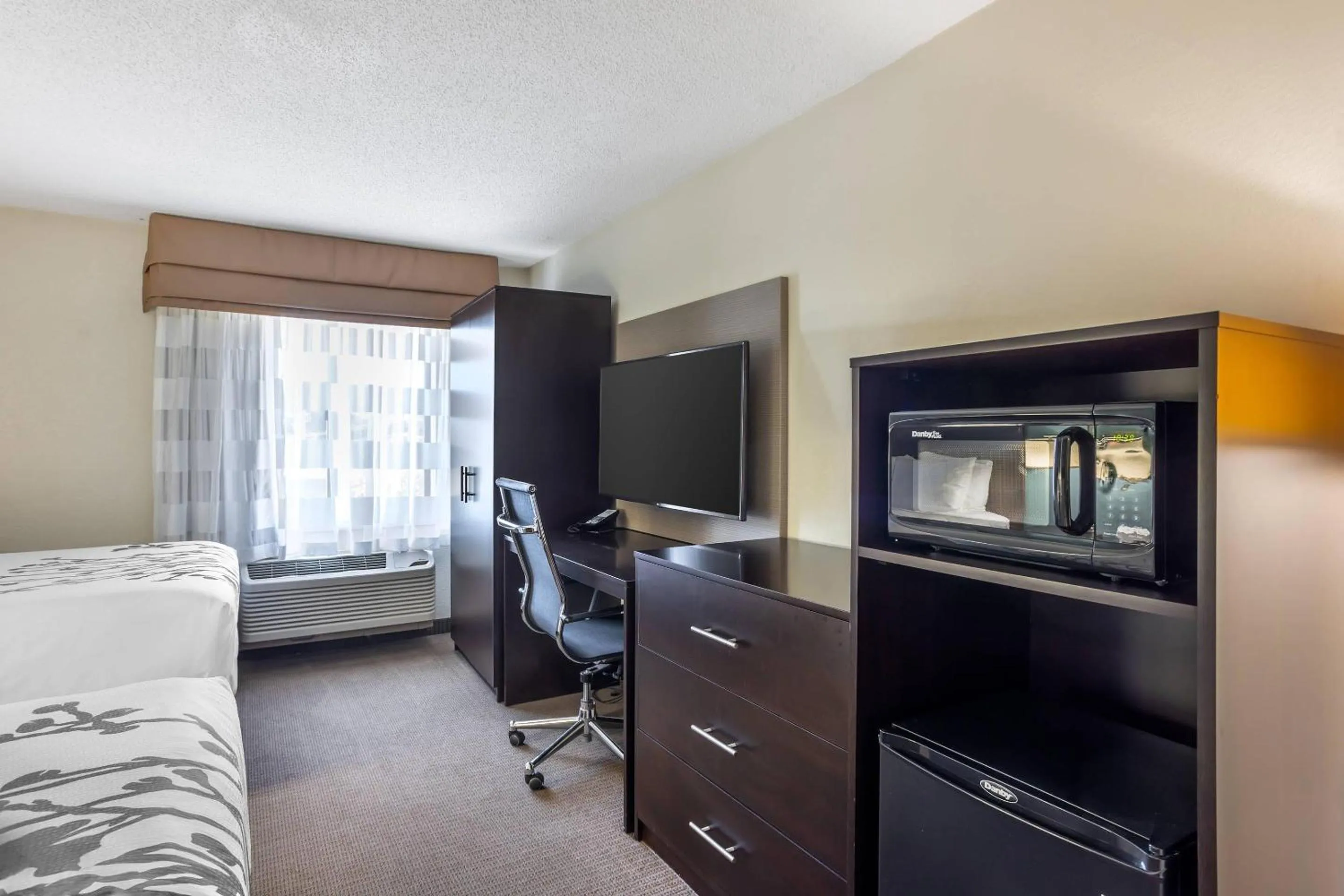 Bedroom, Bed in Sleep Inn State College near Penn State - Less than 1 Mile to PSU!