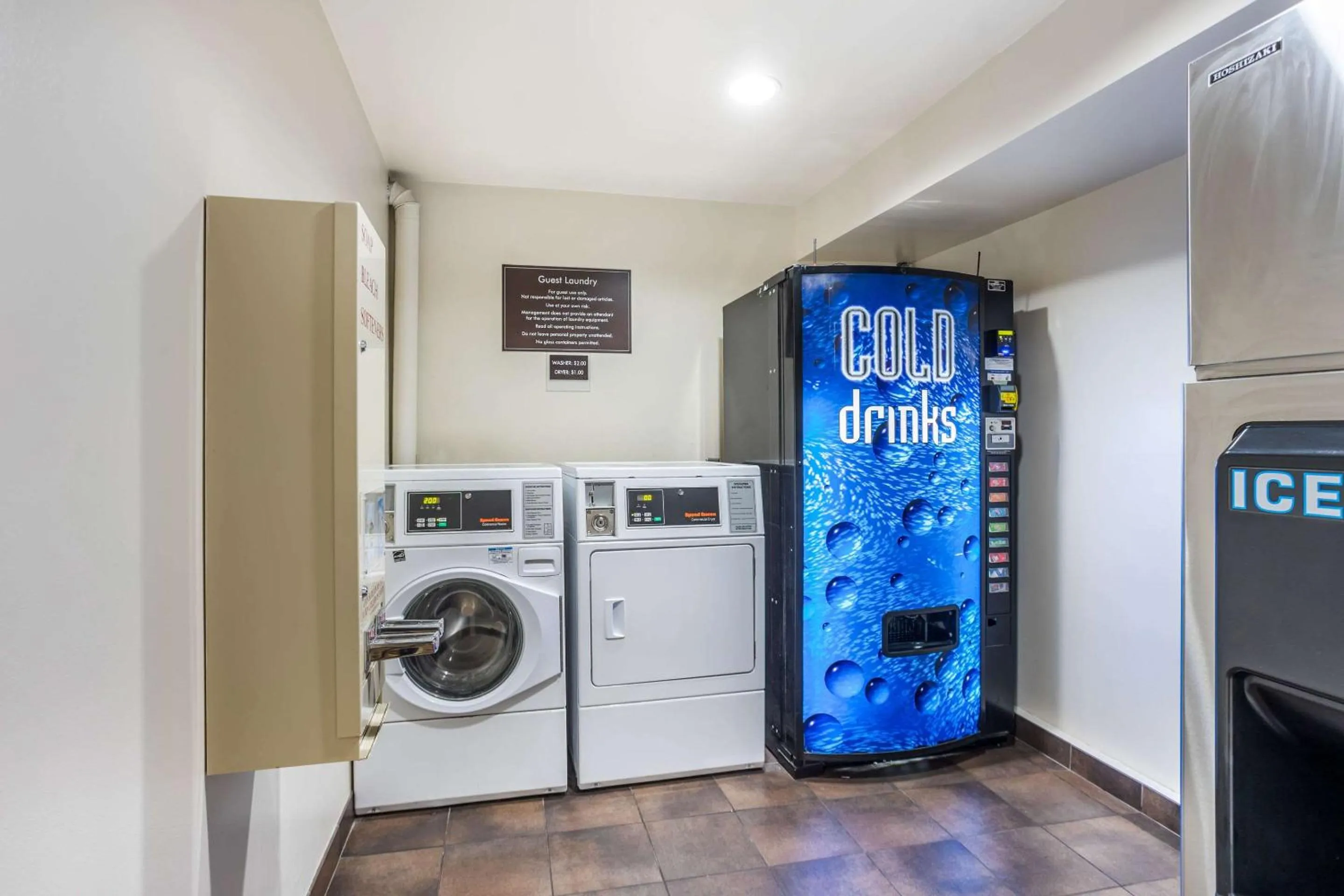 washing machine in Sleep Inn State College near Penn State - Less than 1 Mile to PSU!