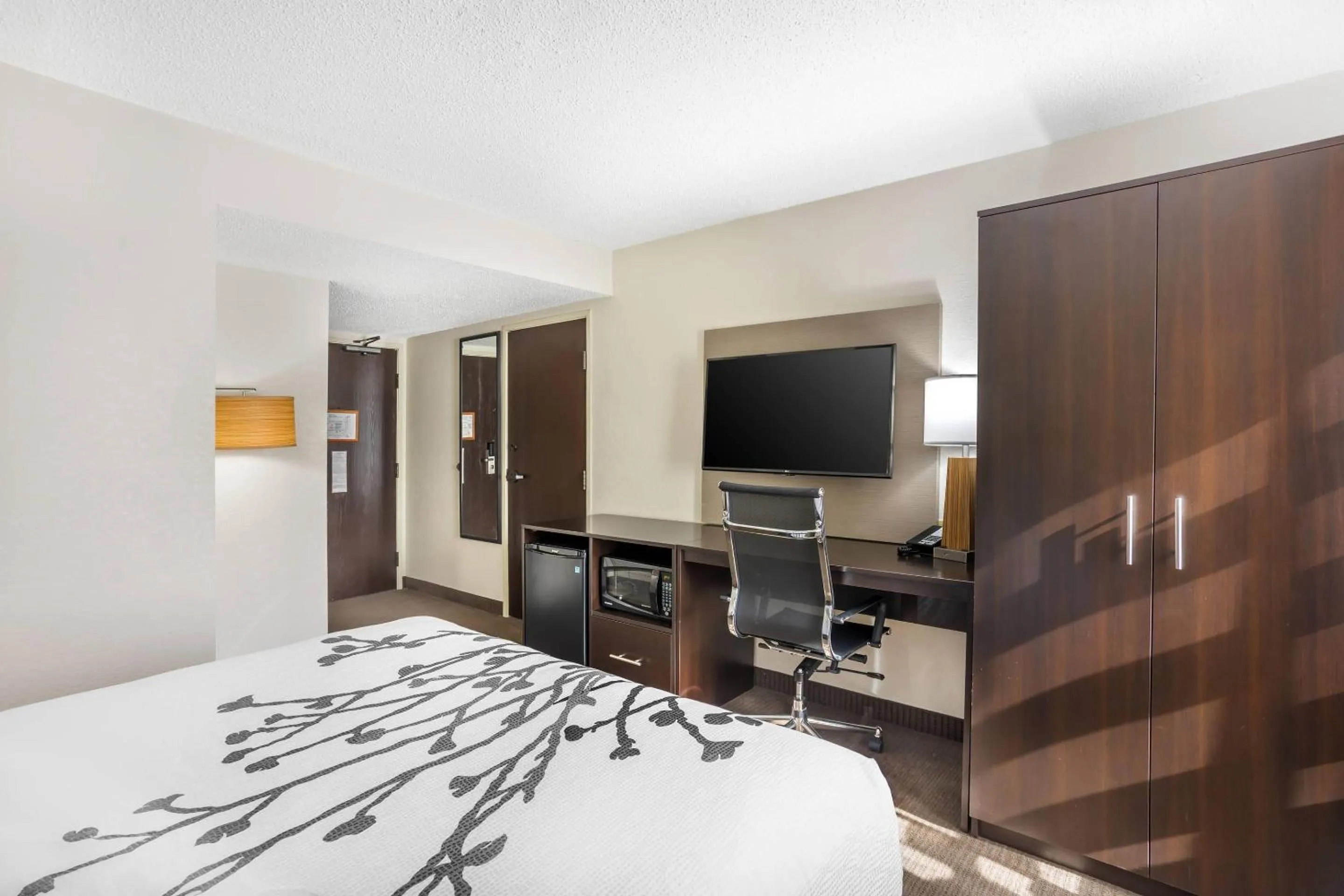 Bedroom, Bed in Sleep Inn State College near Penn State - Less than 1 Mile to PSU!