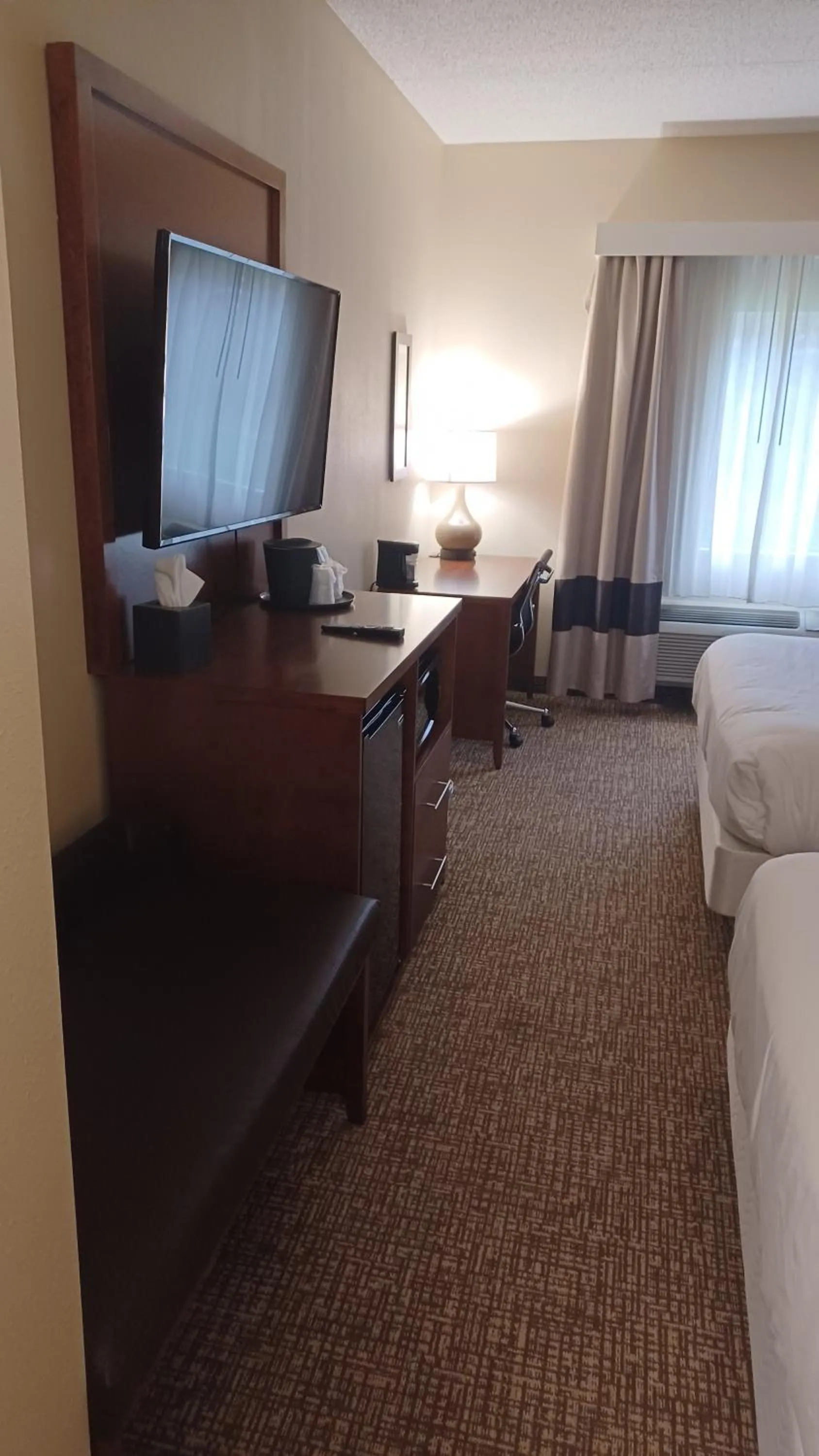 Photo of the whole room, Bed in Wingate by Wyndham Pittsburgh New Stanton