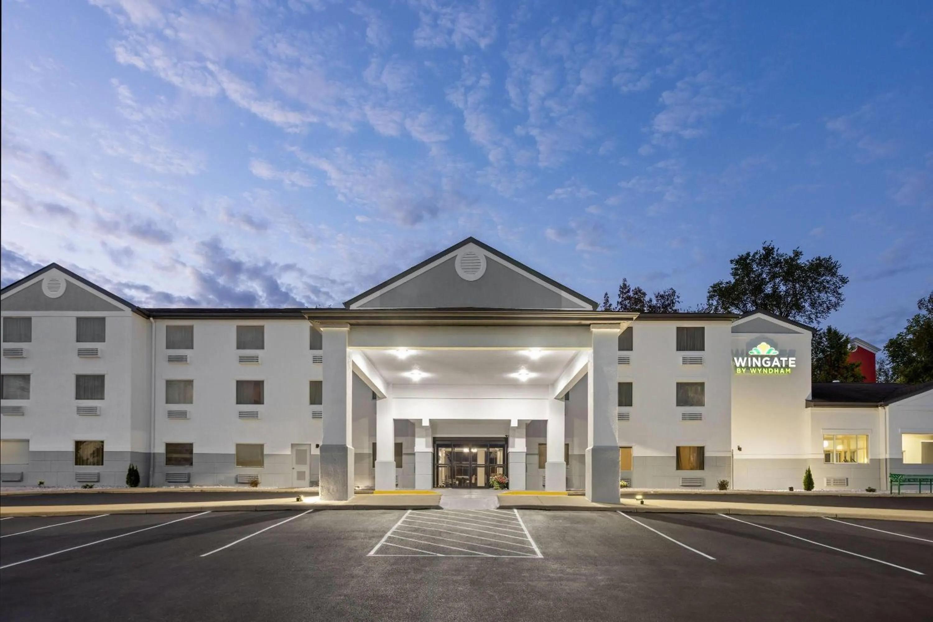 Property building in Wingate by Wyndham Pittsburgh New Stanton