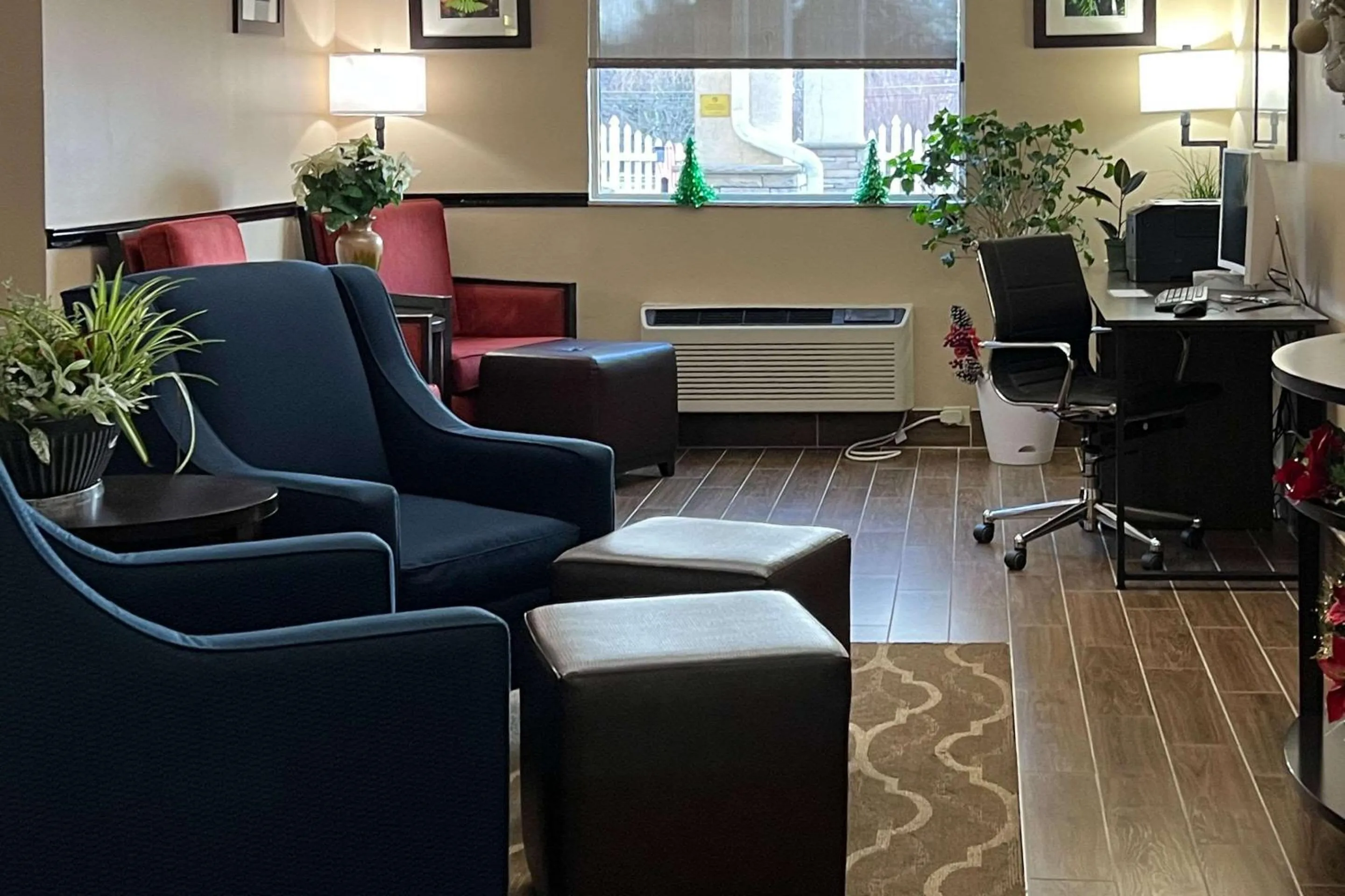 Lobby or reception in Comfort Inn & Suites Wilkes Barre - Arena