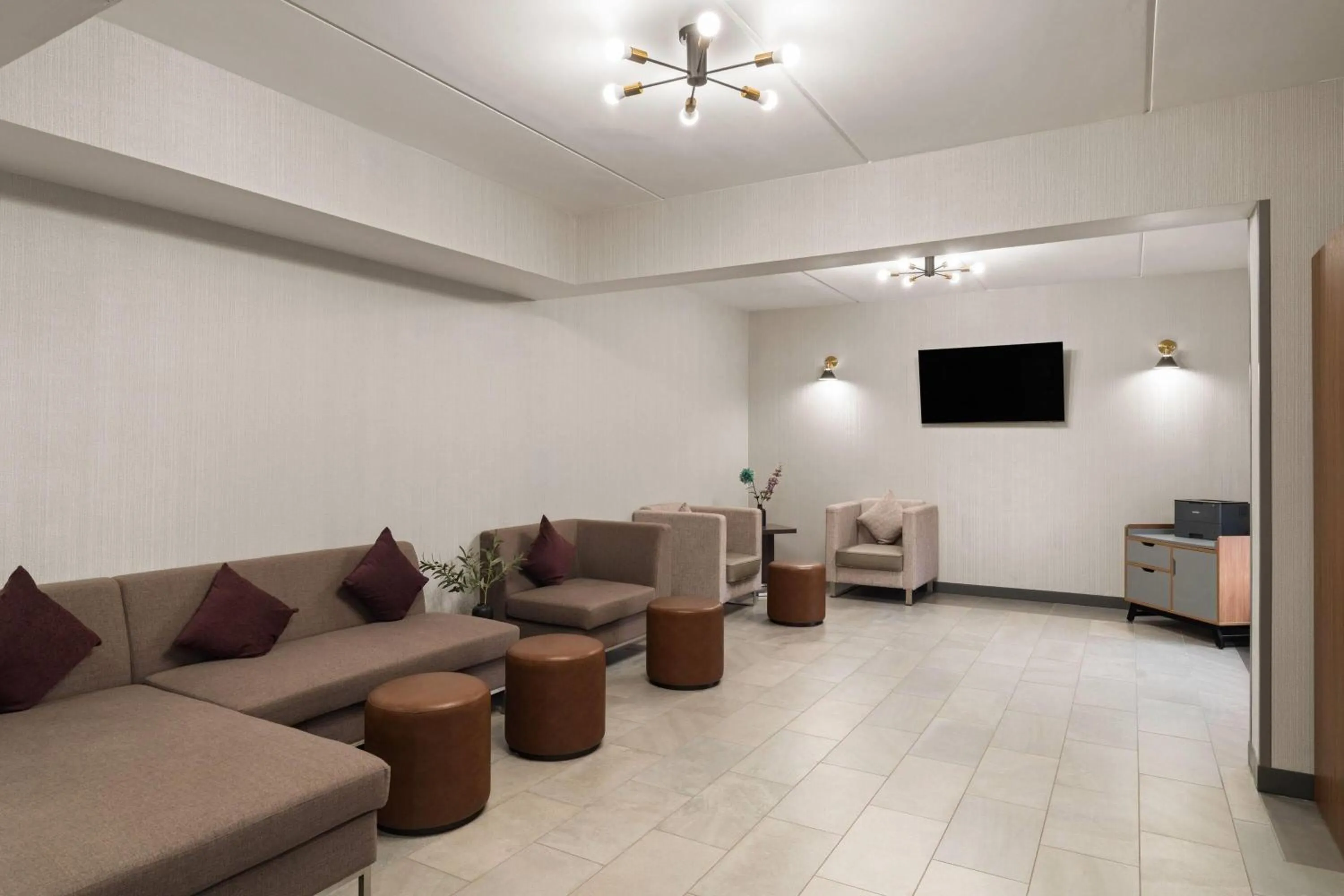 Lobby or reception in Wingate by Wyndham Clearfield