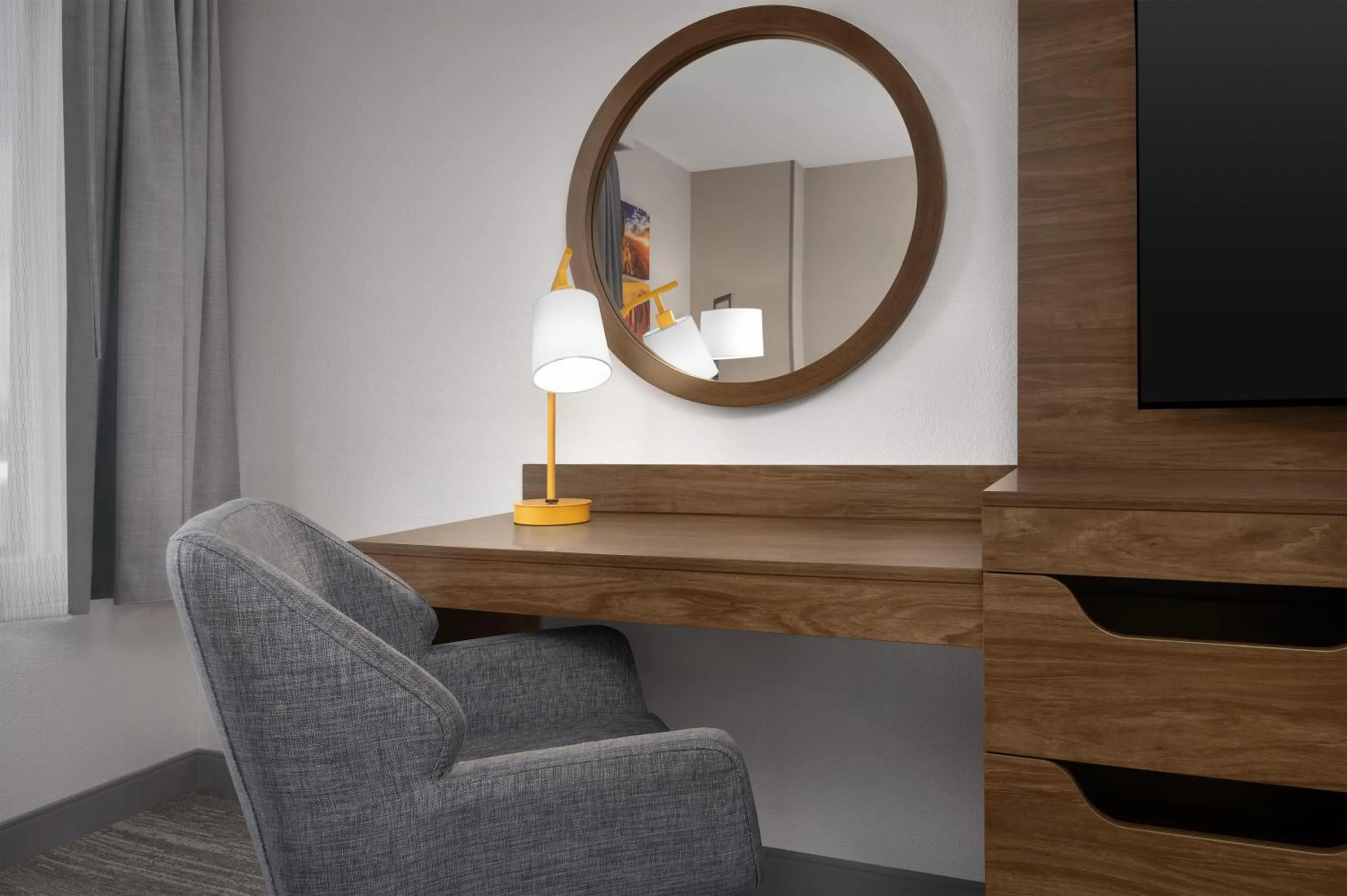 Bedroom in Hampton Inn & Suites Denver-Cherry Creek