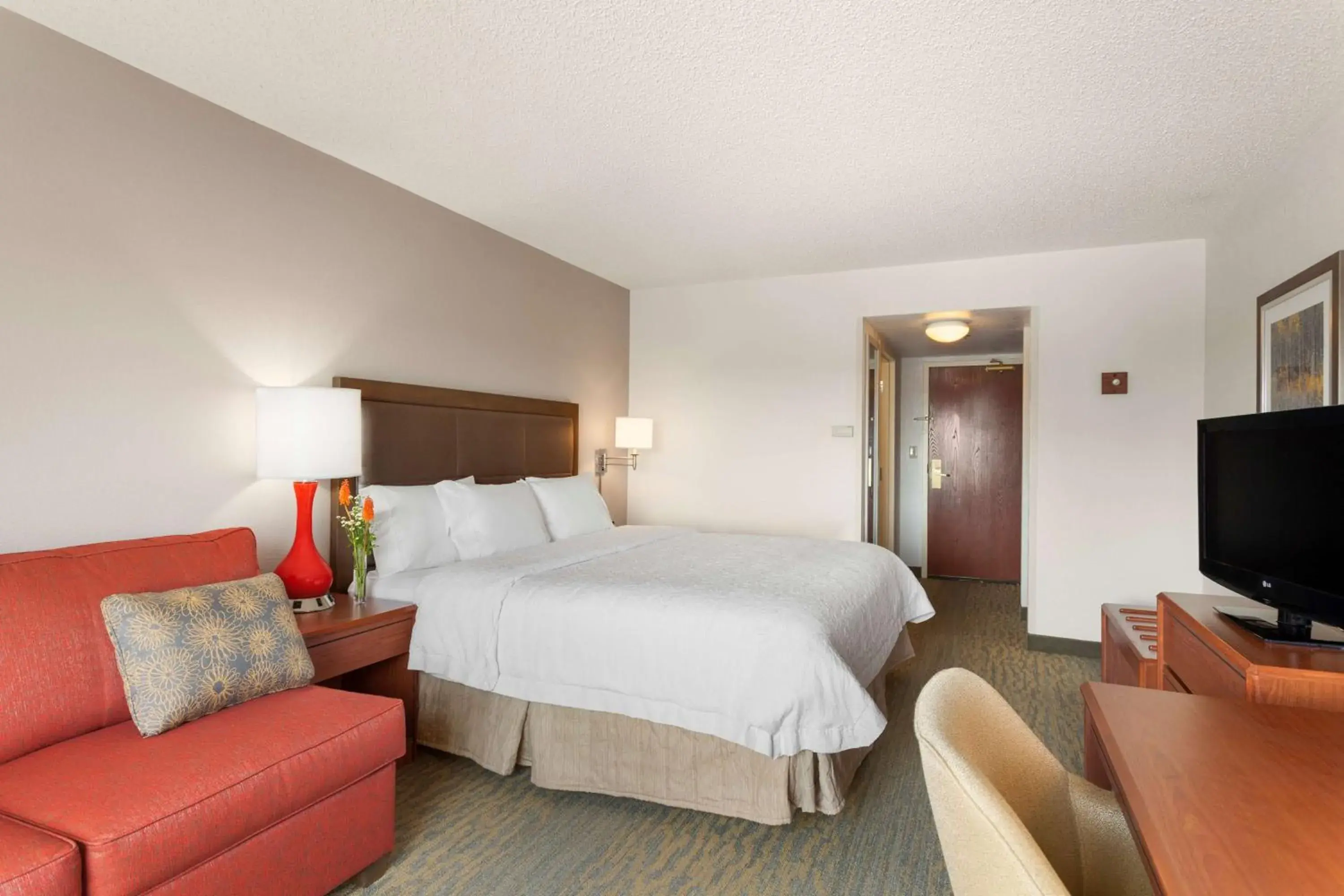 King Suite with Balcony and Mountain View - single occupancy - Non-Smoking in Hampton Inn & Suites Denver-Cherry Creek King Suite with Balcony and Mountain View - single occupancy - Non-Smoking in Hampton Inn & Suites Denver-Cherry Creek