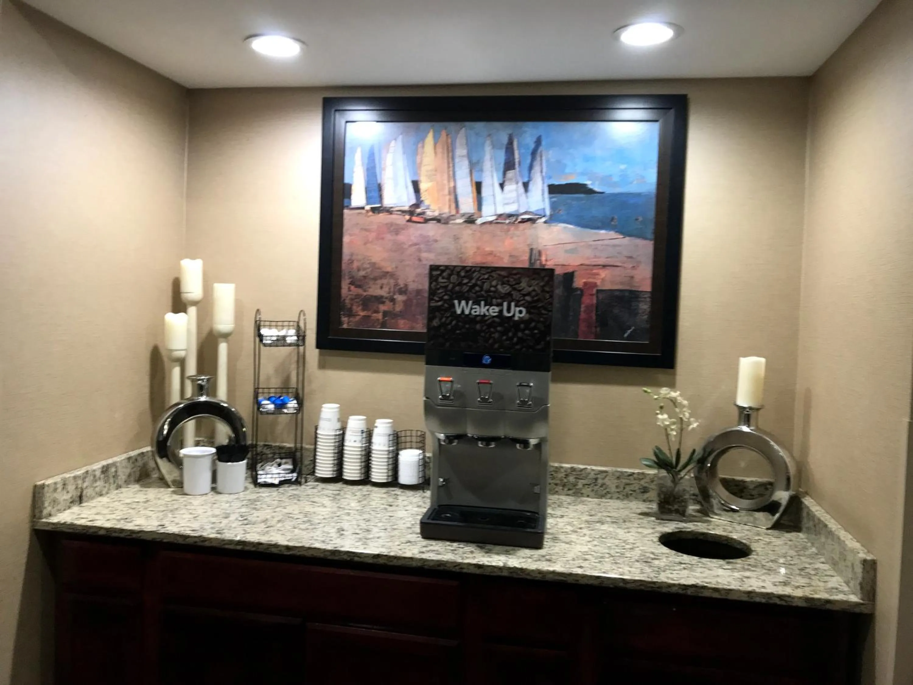 Coffee/tea facilities in Comfort Inn, Erie - Near Presque Isle