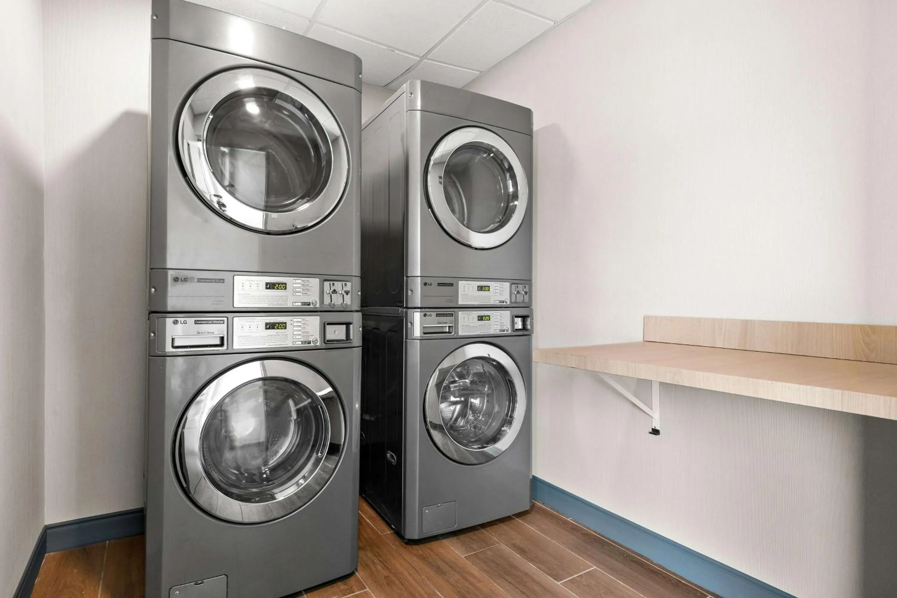 laundry in Spark By Hilton Exton