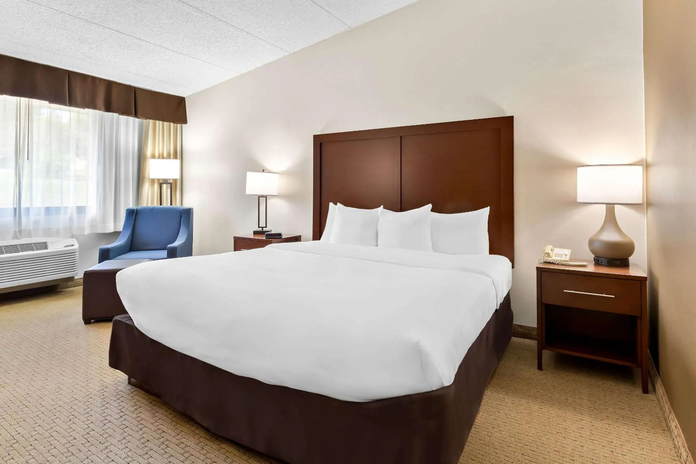 Bedroom, Bed in Comfort Inn