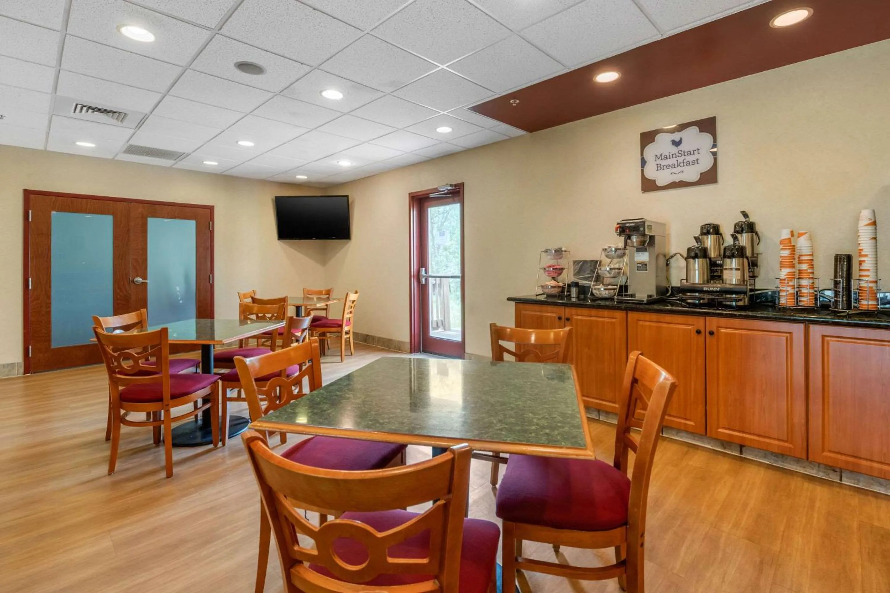 Restaurant/places to eat in MainStay Suites Grantville - Hershey North