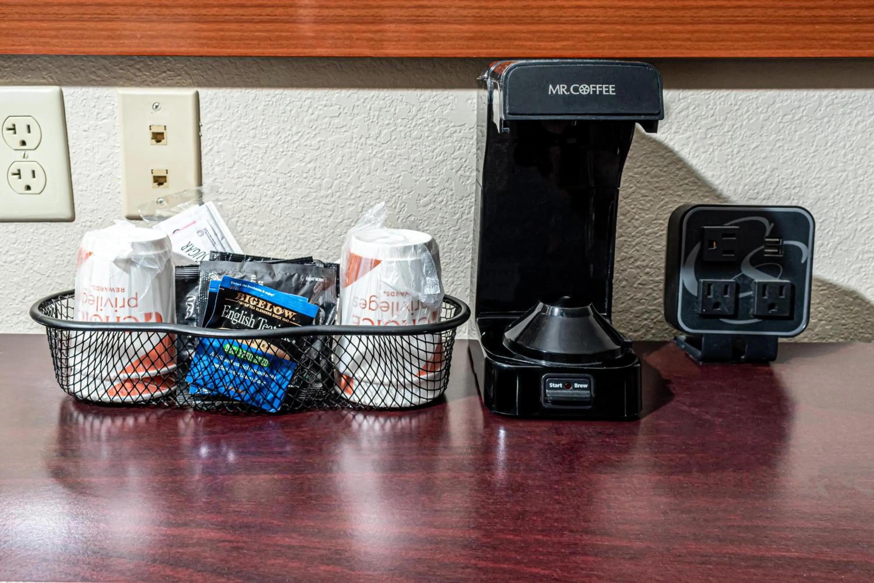 Coffee/tea facilities in Comfort Suites Near Gettysburg Battlefield Visitor Center