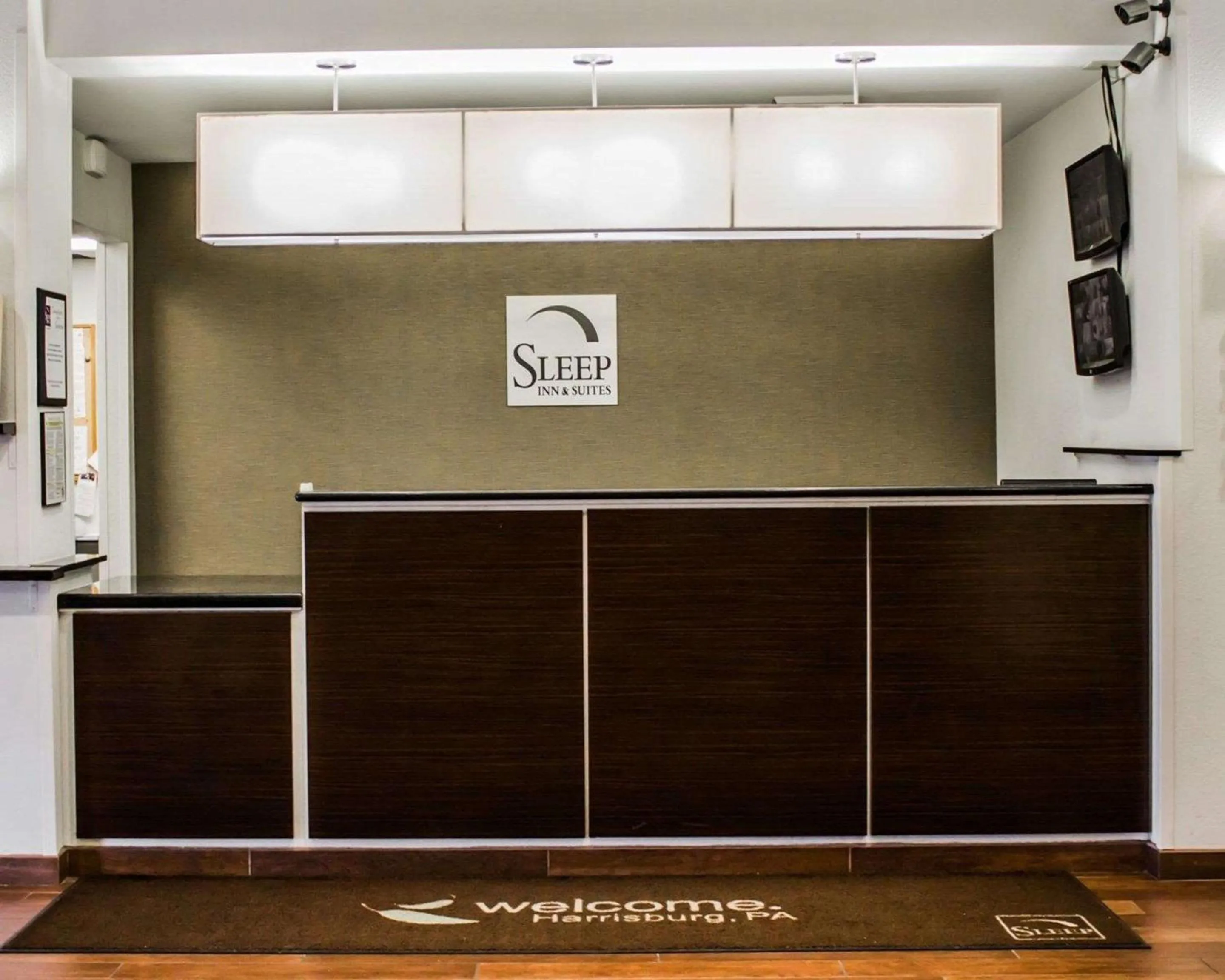 Lobby or reception in Sleep Inn & Suites Harrisburg - Hershey Southwest