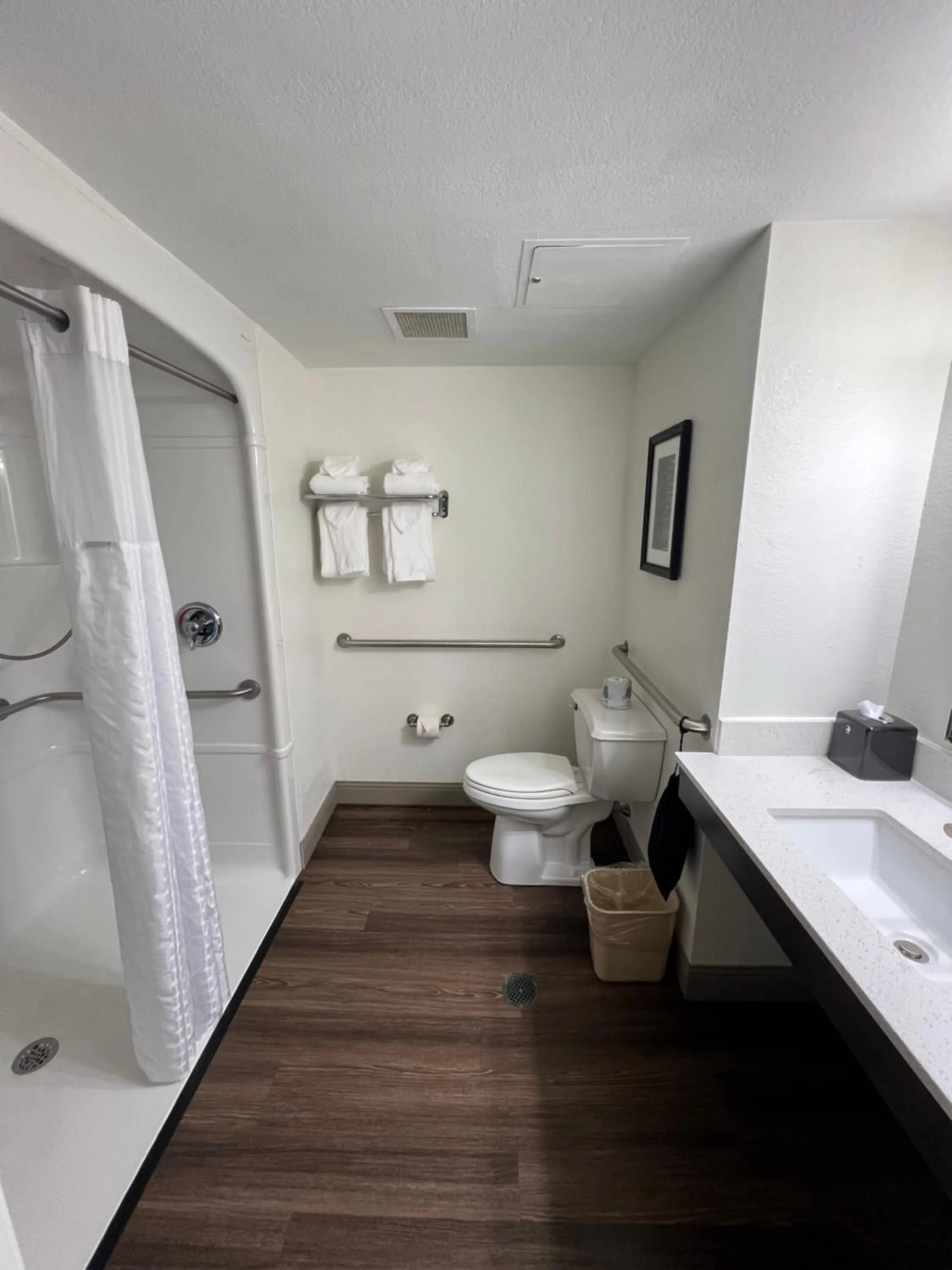 Shower in Days Inn by Wyndham Penn State