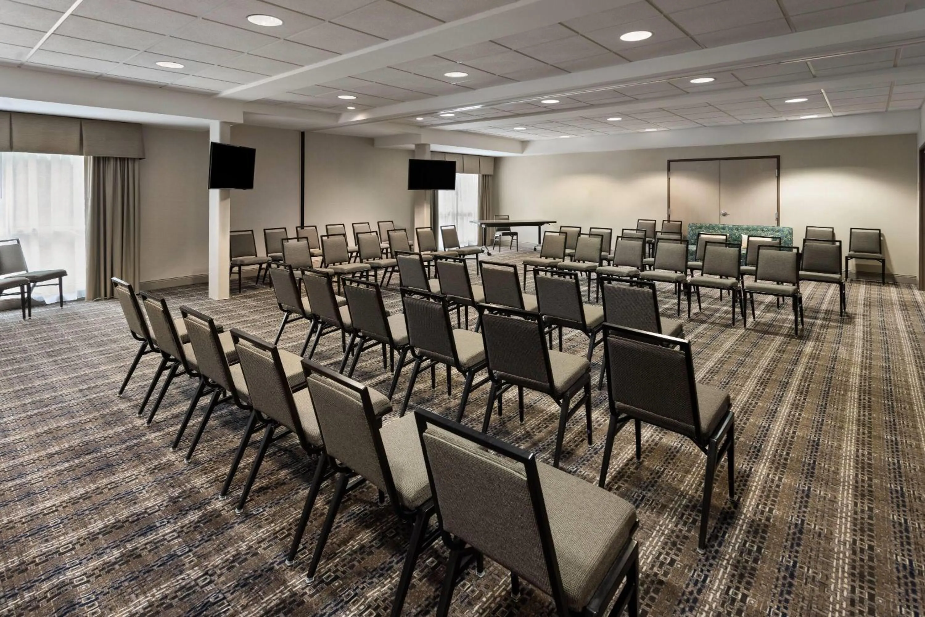 Meeting/conference room in Days Inn by Wyndham Penn State