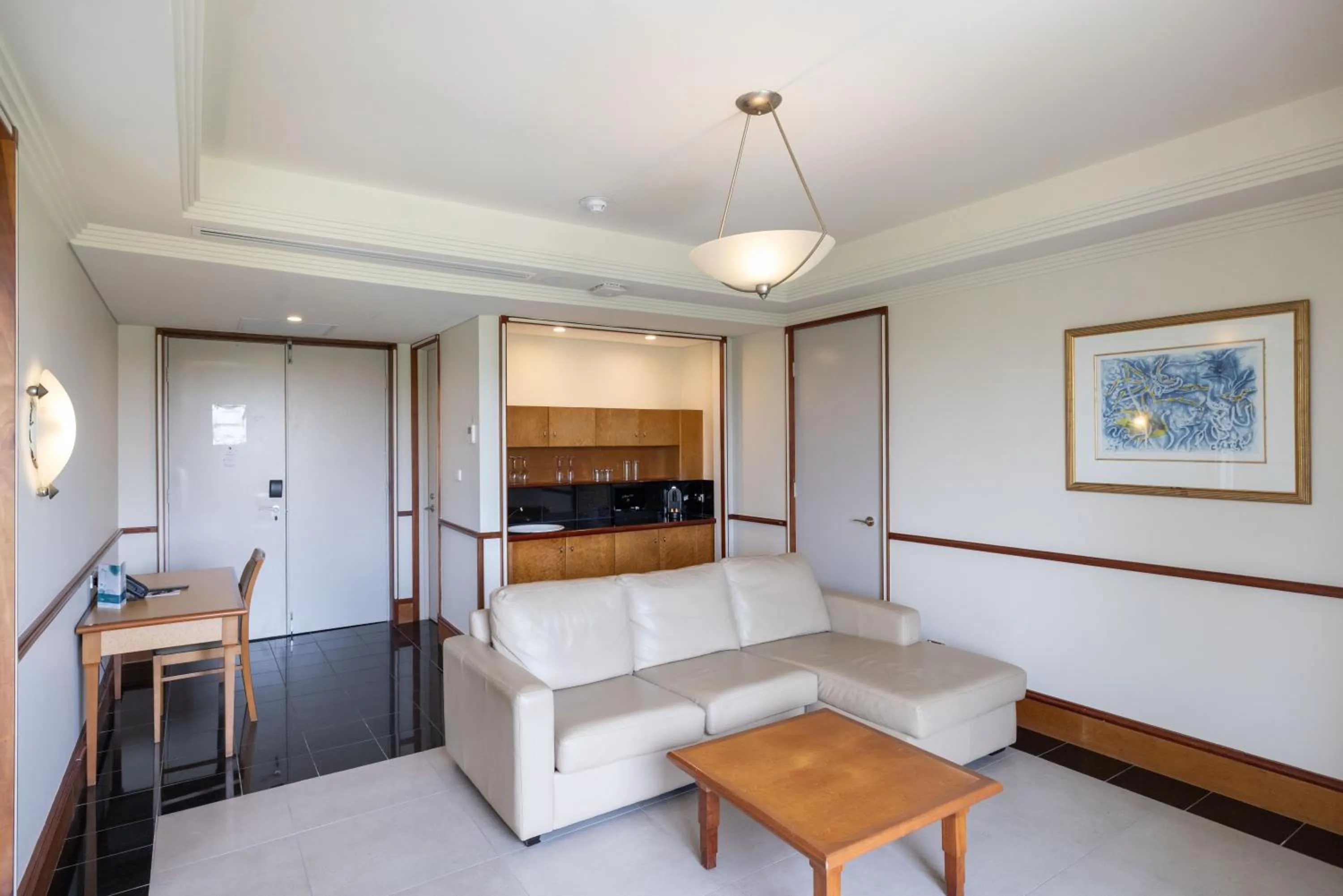 Living room in Mindil Beach Casino Resort