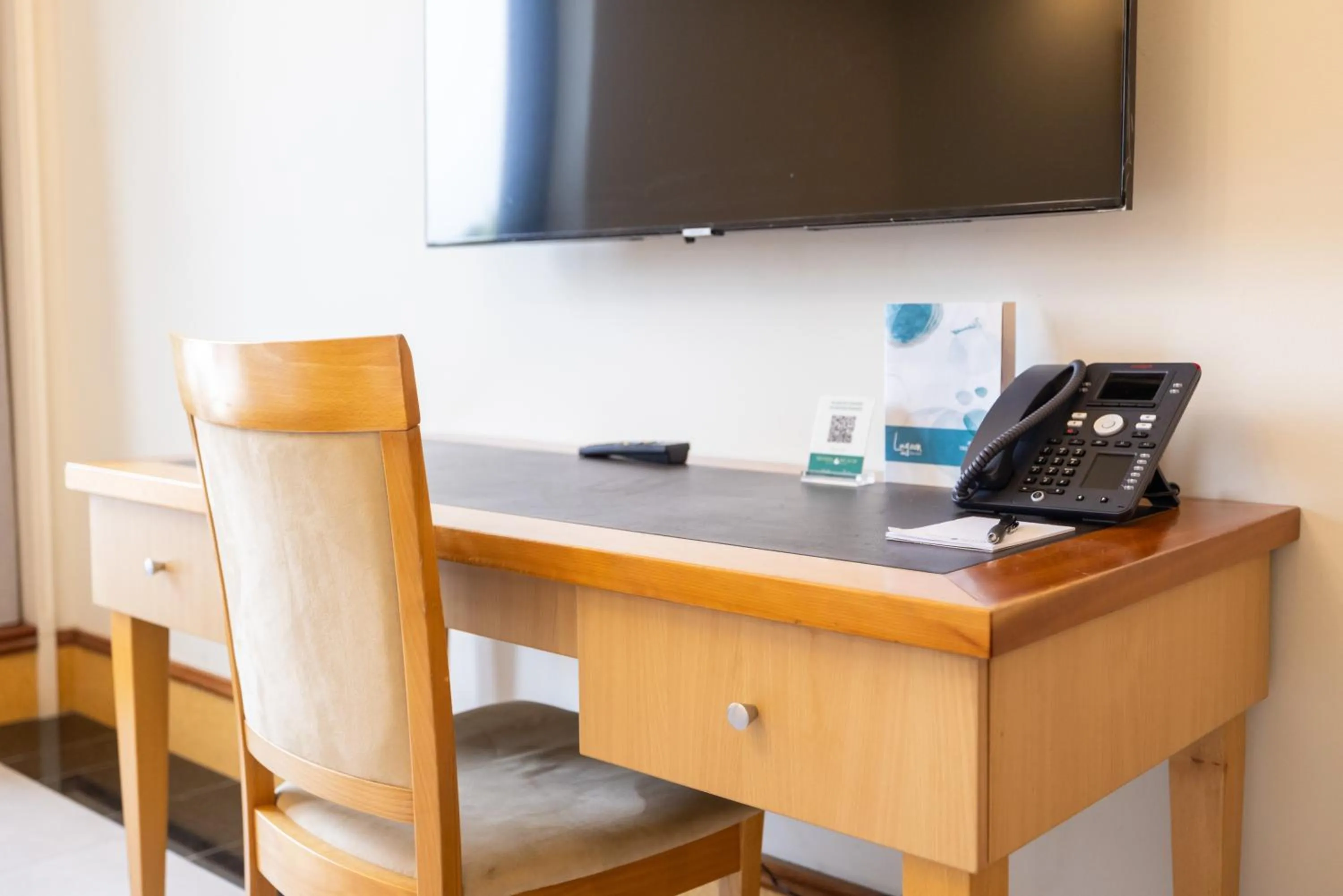 hair dresser in Mindil Beach Casino Resort