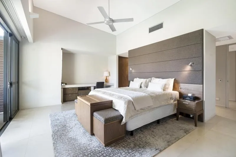 Bed in Mindil Beach Casino Resort