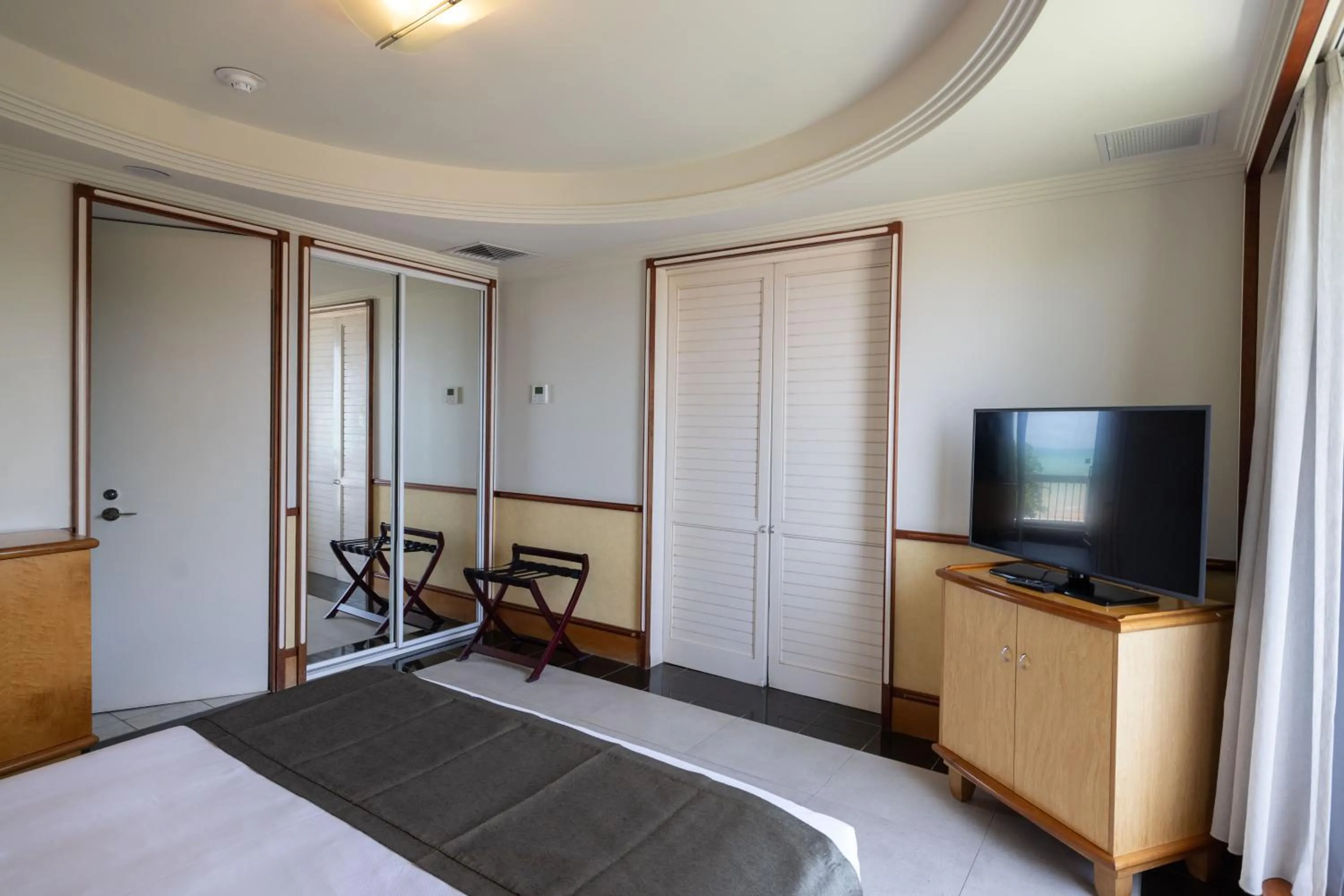 Bed in Mindil Beach Casino Resort