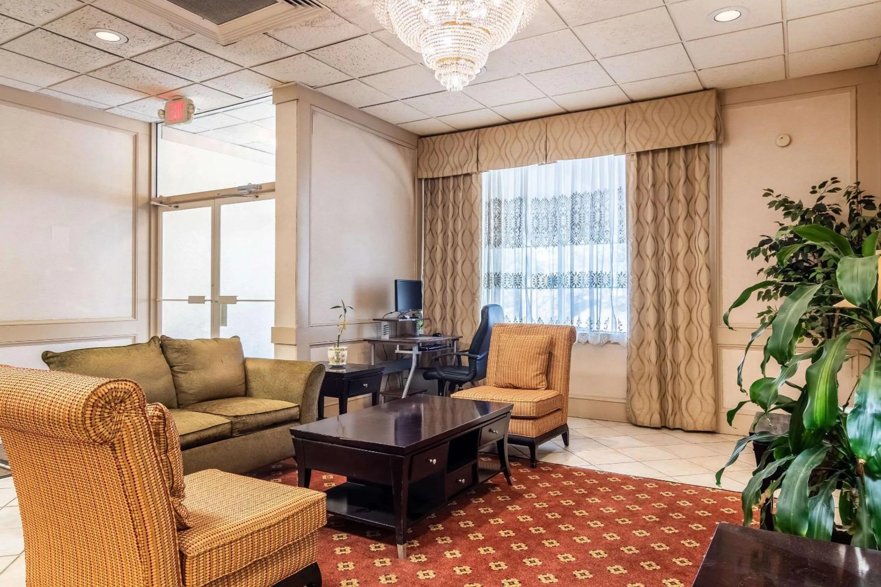 Lobby or reception in Quality Inn & Suites