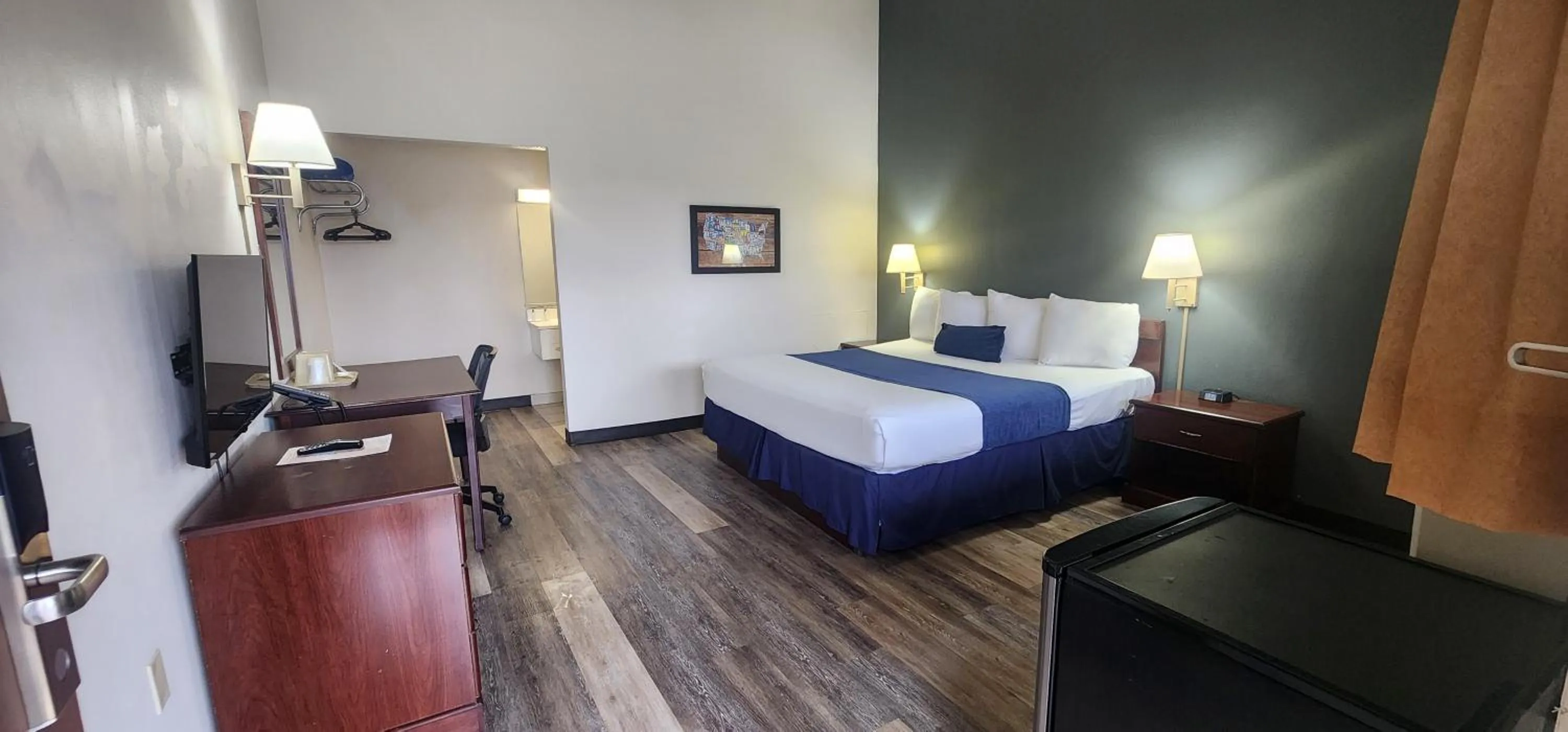 Bed in Parkview Inn and Conference Center