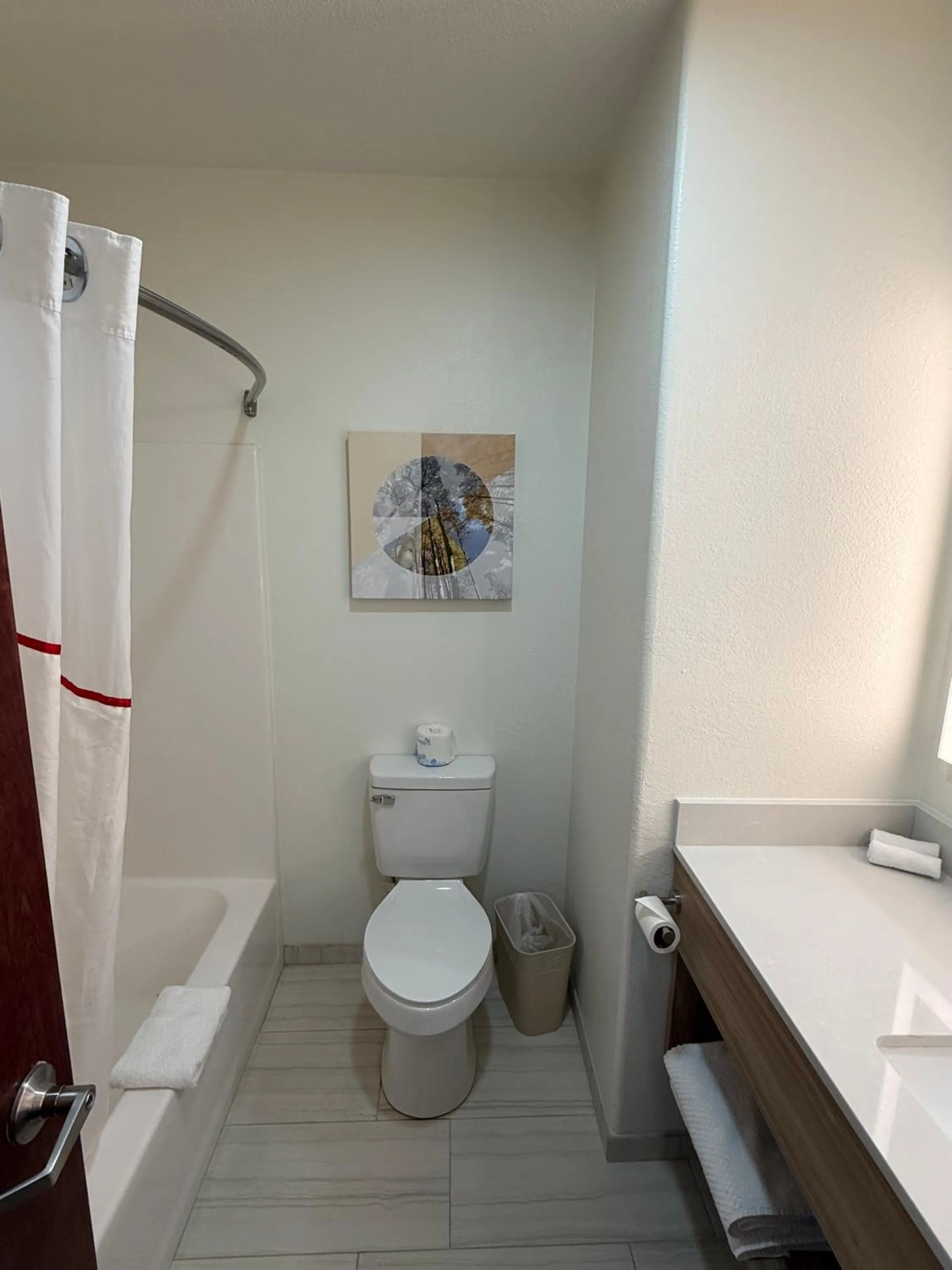 Red Roof Inn & Suites Bloomsburg - Mifflinville