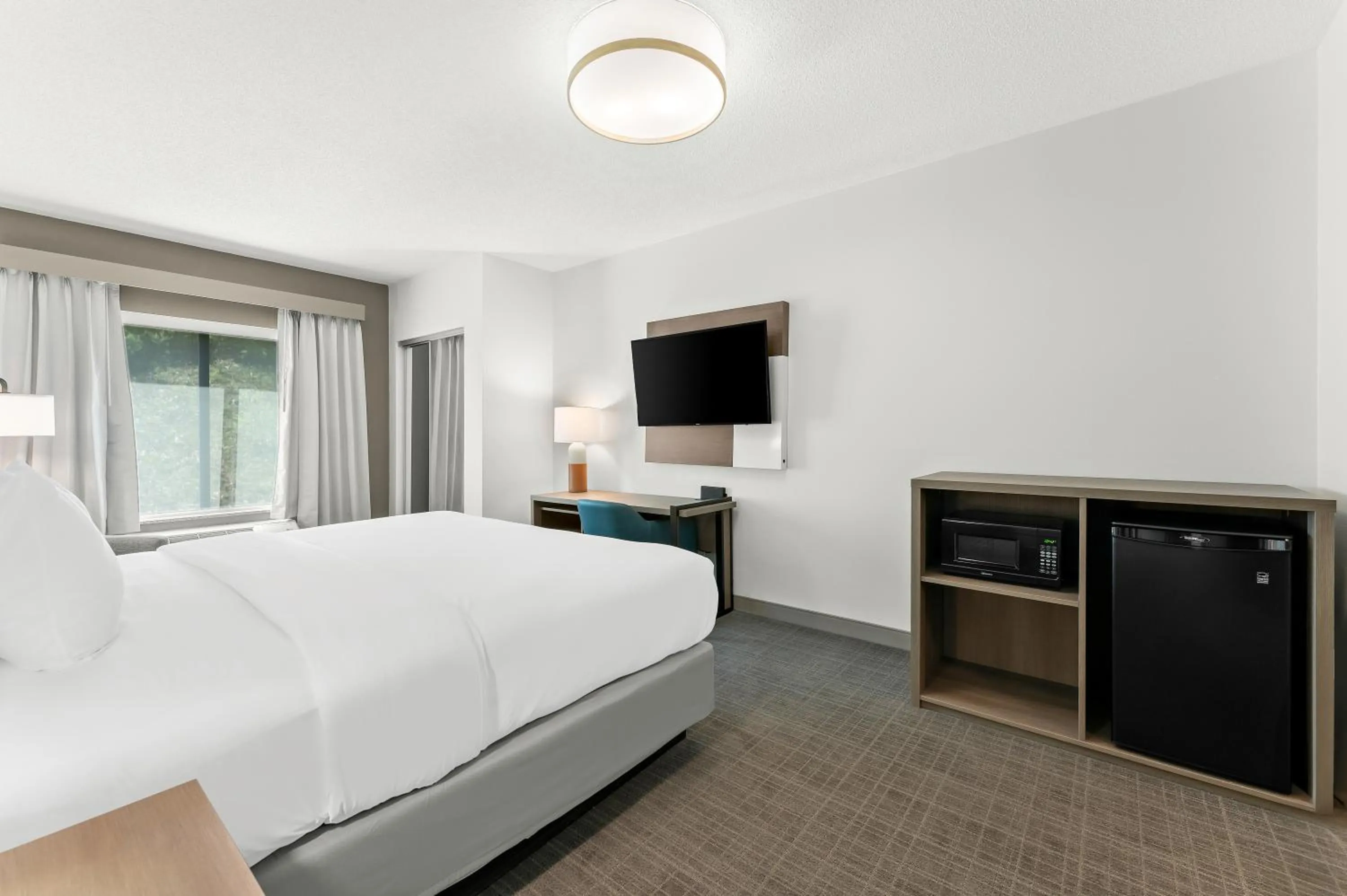 Bedroom, Bed in Comfort Inn & Suites Tunkhannock