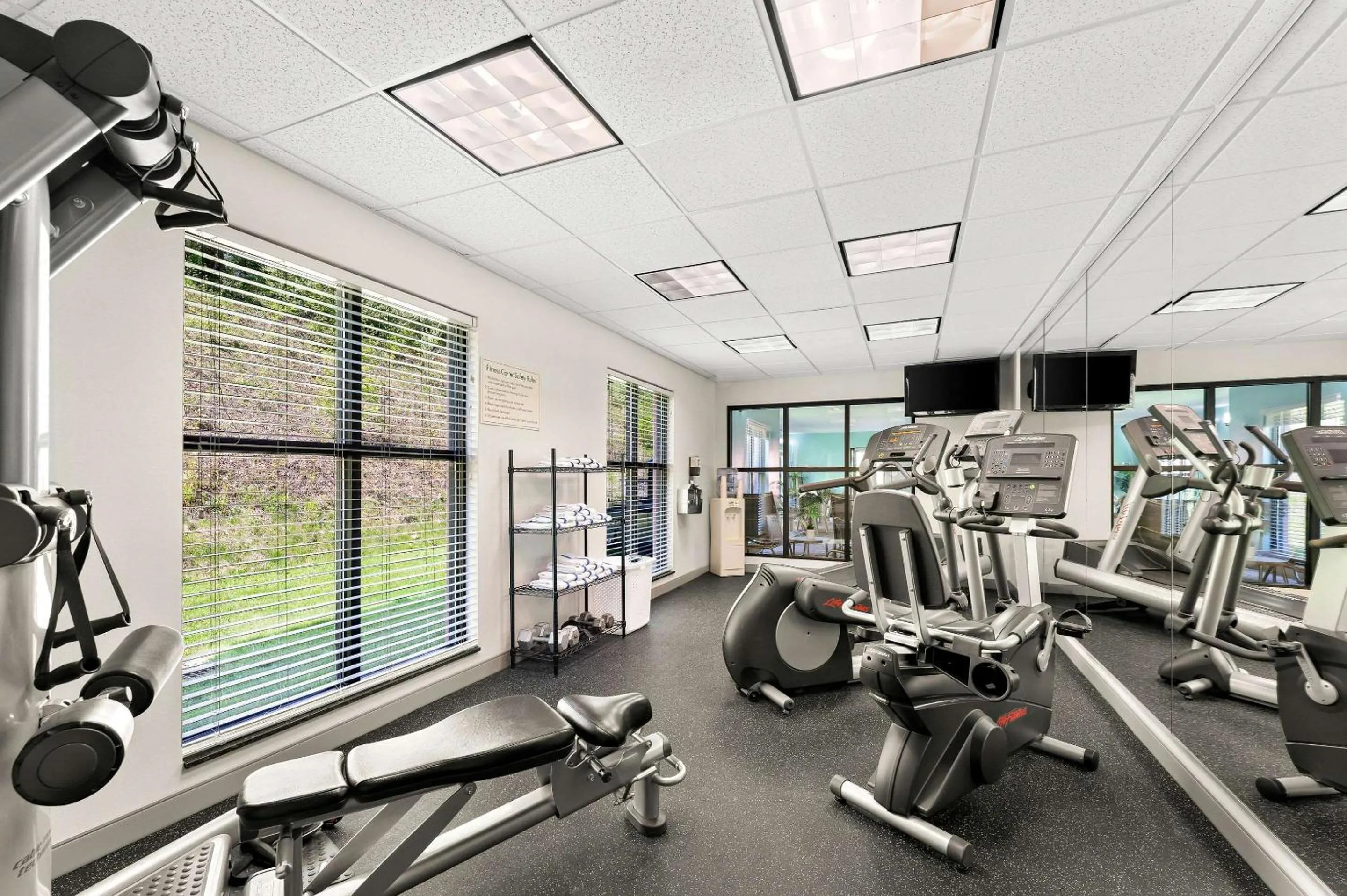 Fitness centre/facilities in Comfort Inn & Suites Tunkhannock