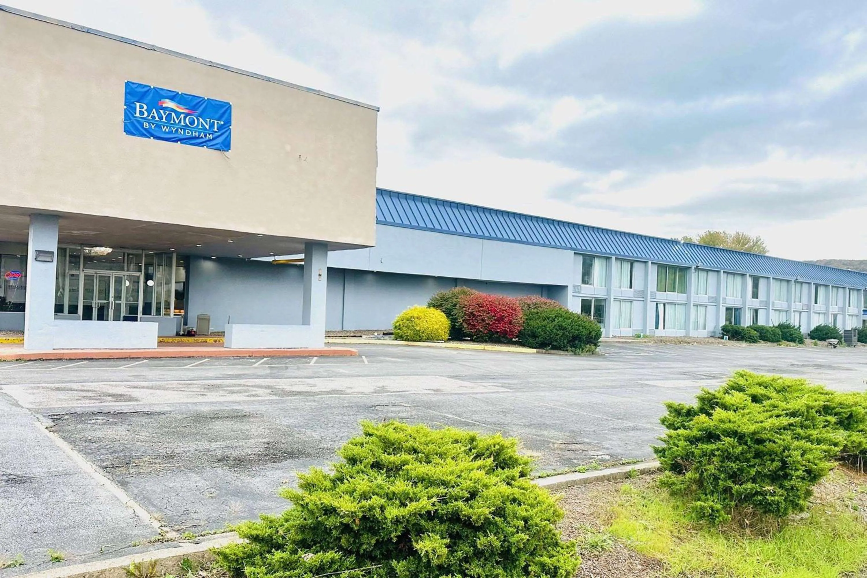 Property building in Baymont by Wyndham Milesburg