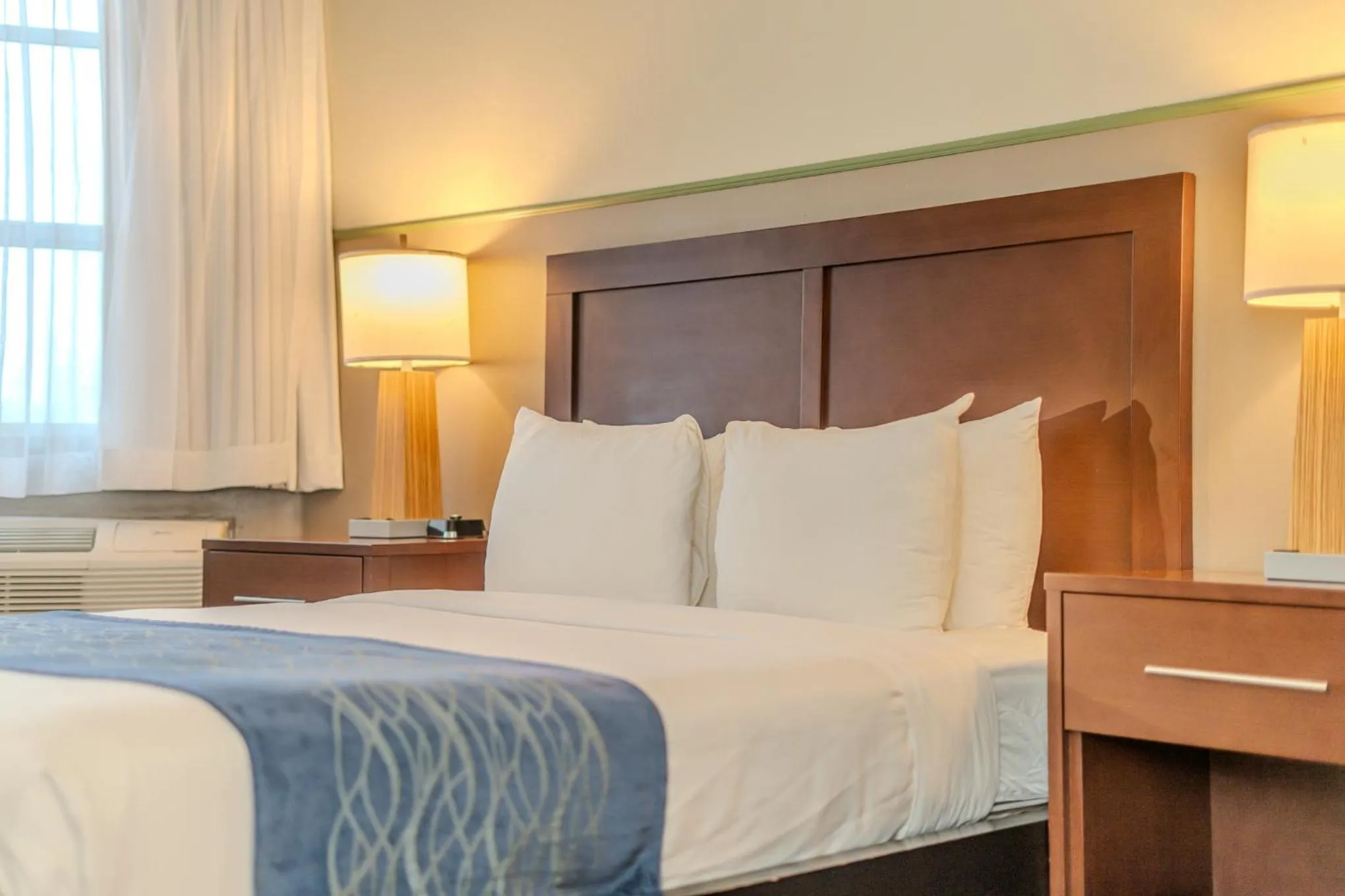 Bed in Comfort Inn & Suites