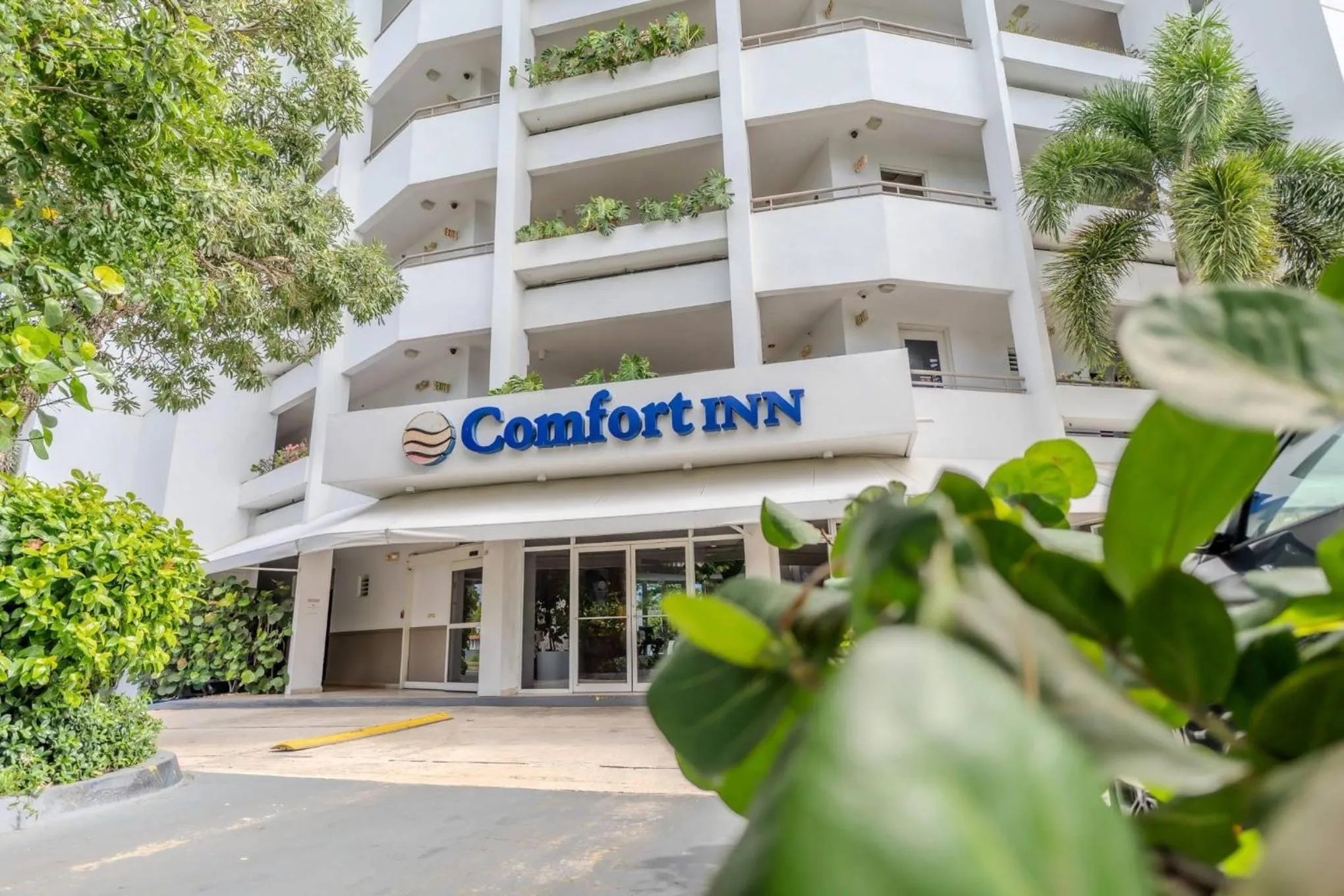 Property building in Comfort Inn & Suites