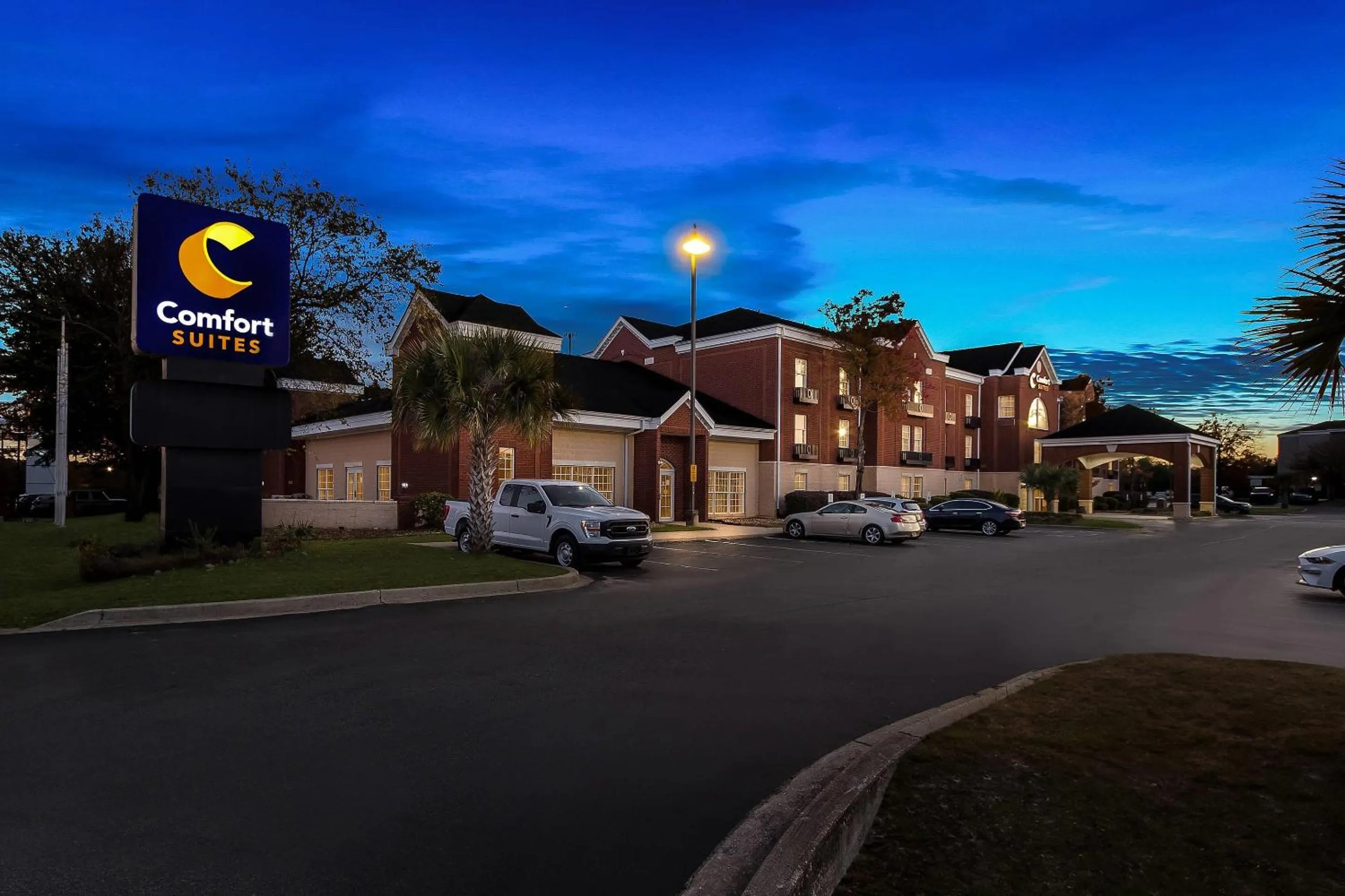Property building in Comfort Suites Sumter near Shaw AFB