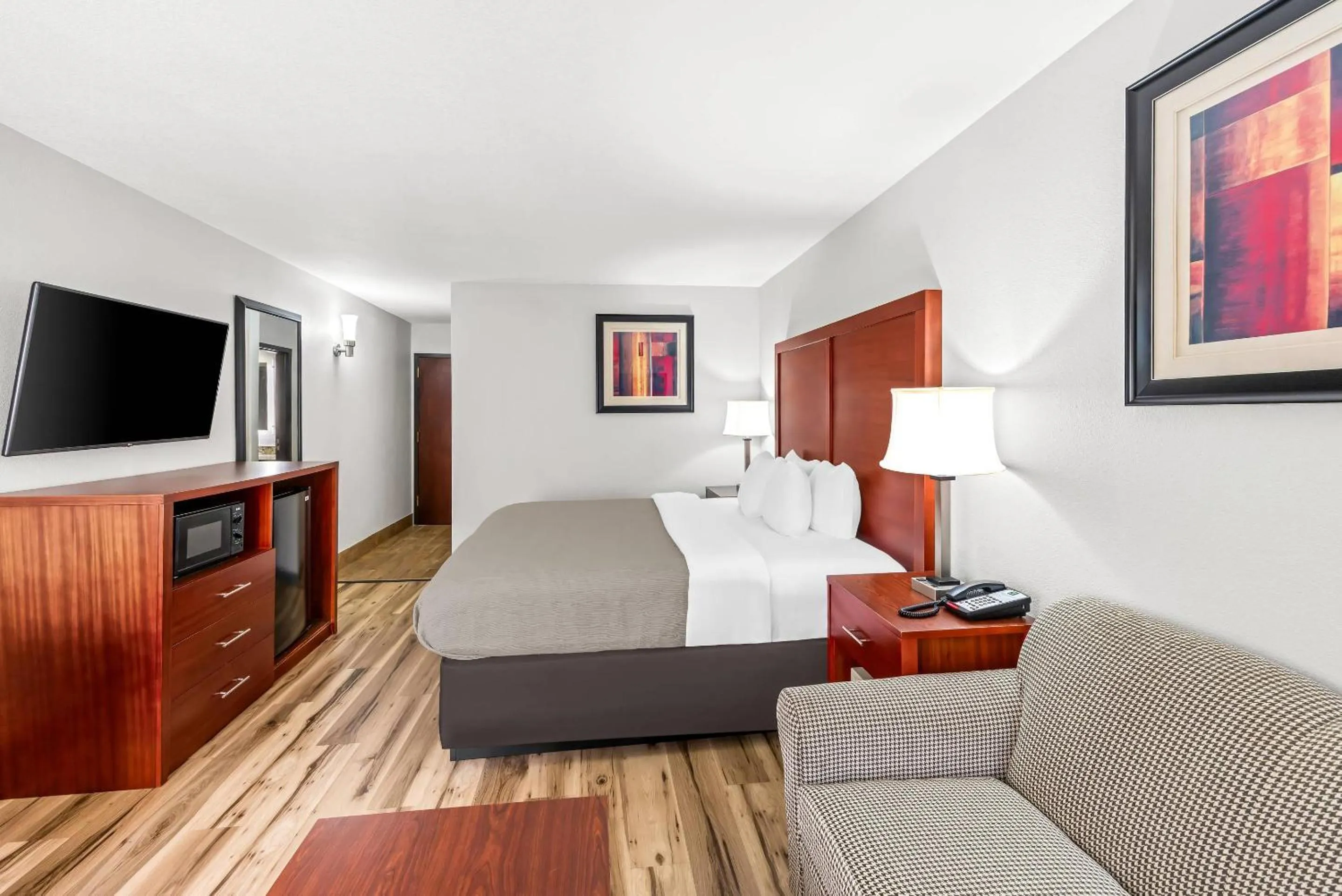 Bedroom in Quality Inn & Suites Richburg I-77