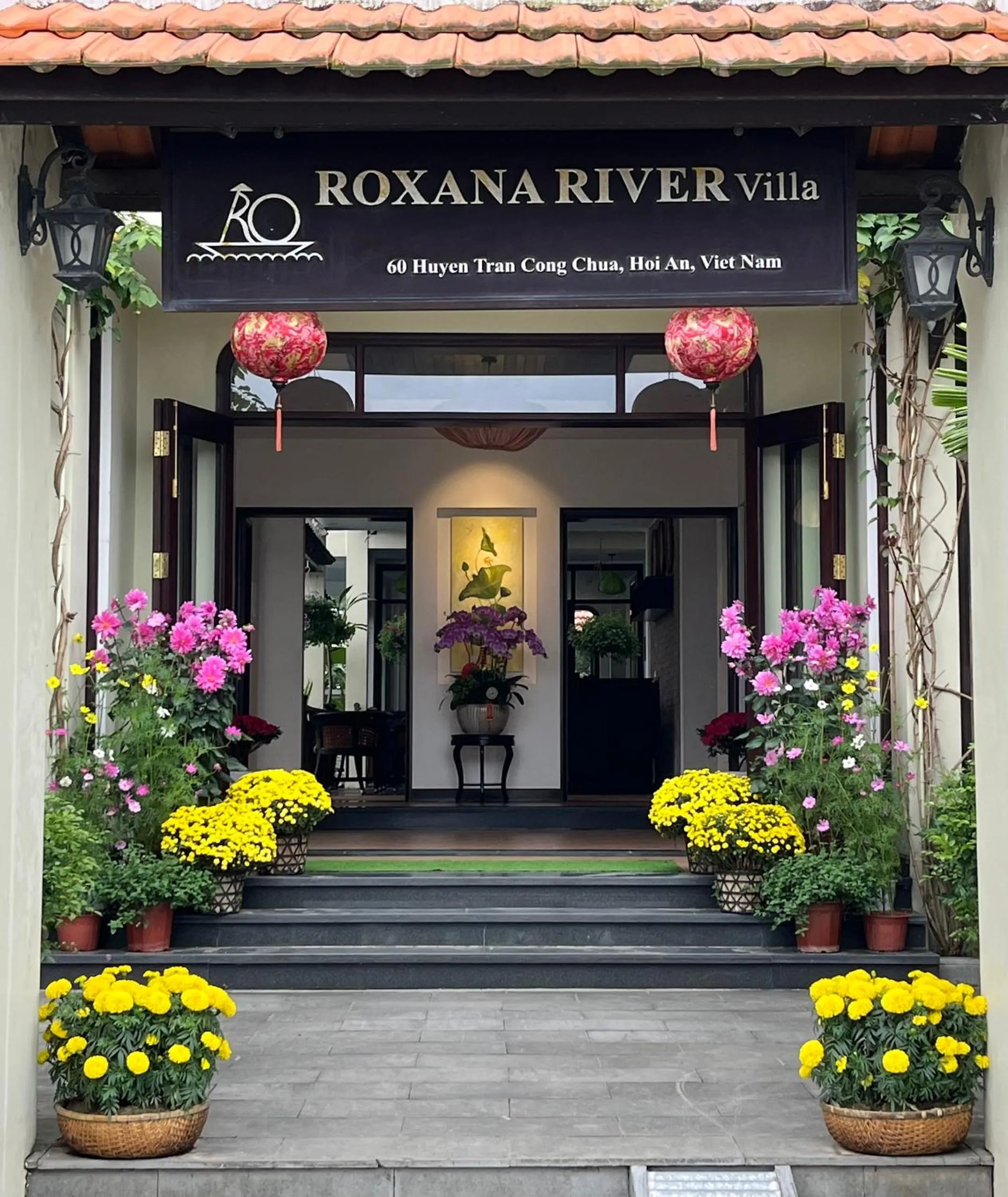 Roxana River Villa