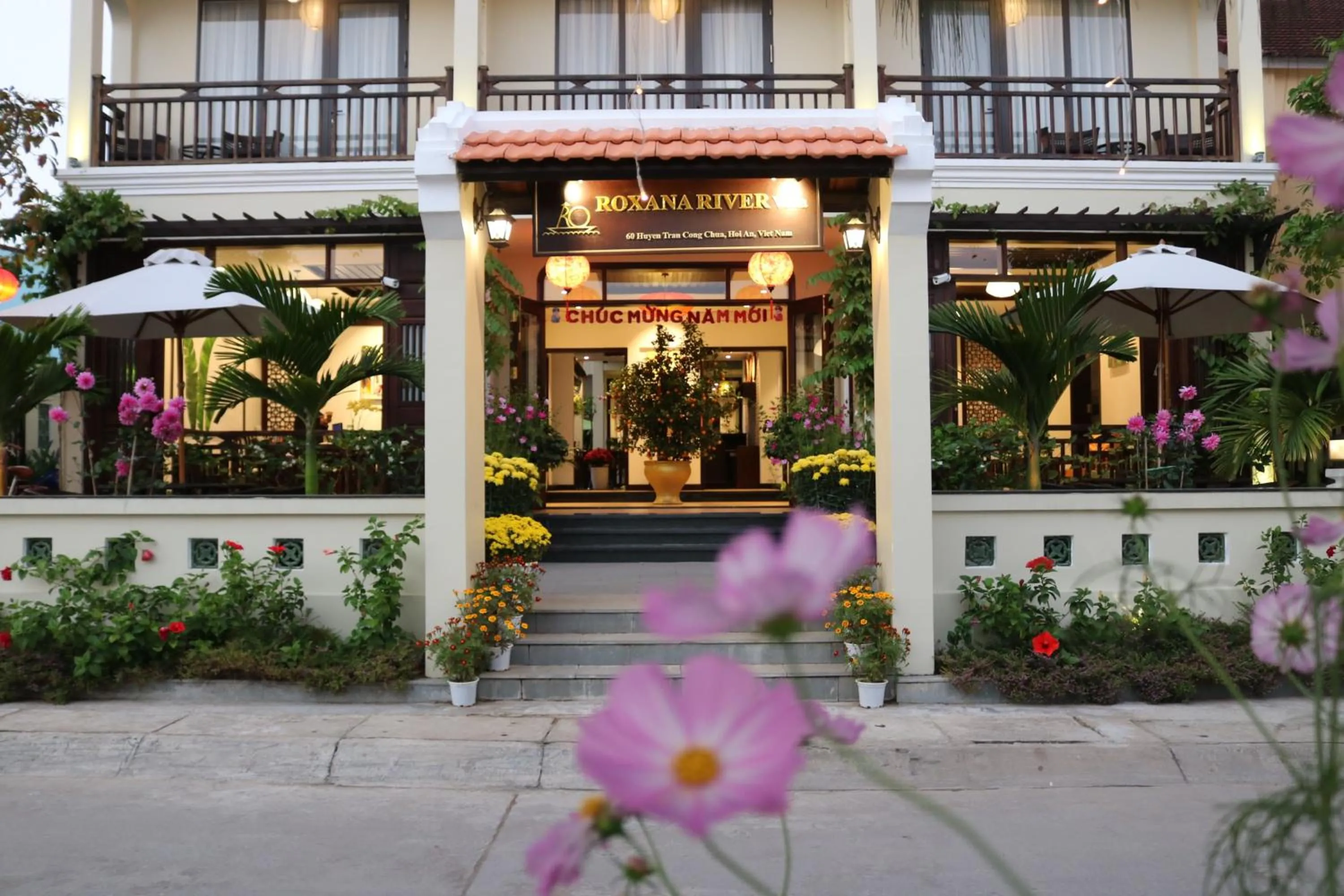 Facade/entrance in Roxana River Villa