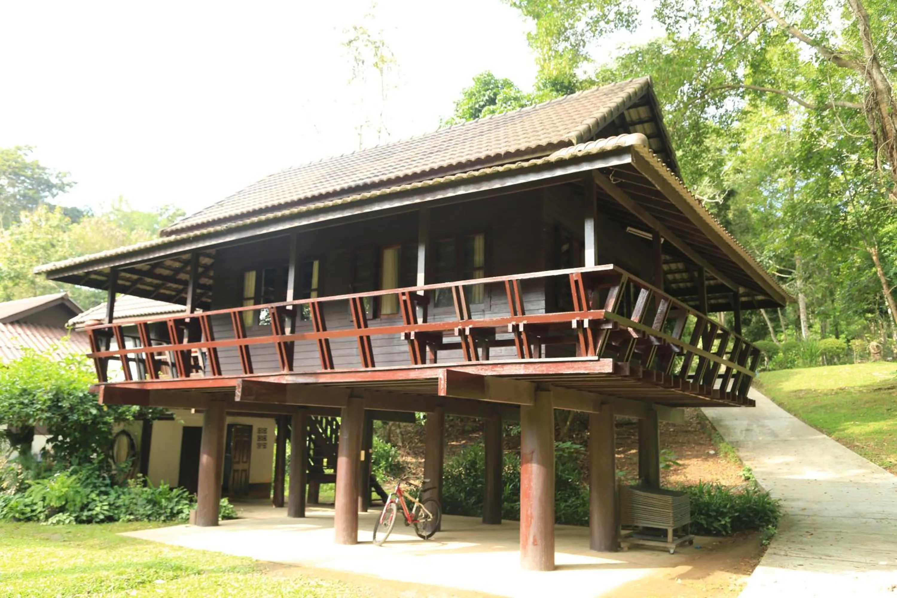 Property building in Villa Darakorn Hill Country House