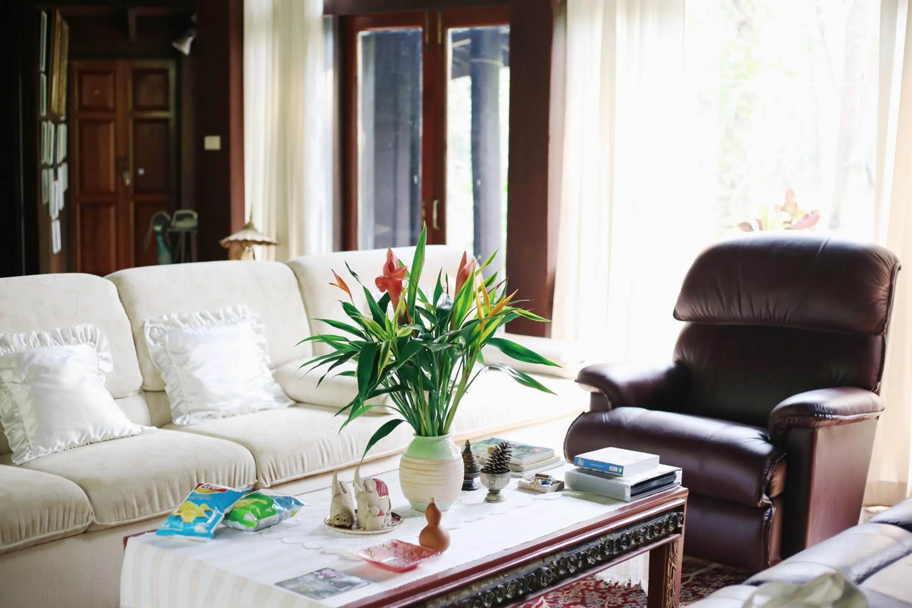 Seating area in Villa Darakorn Hill Country House
