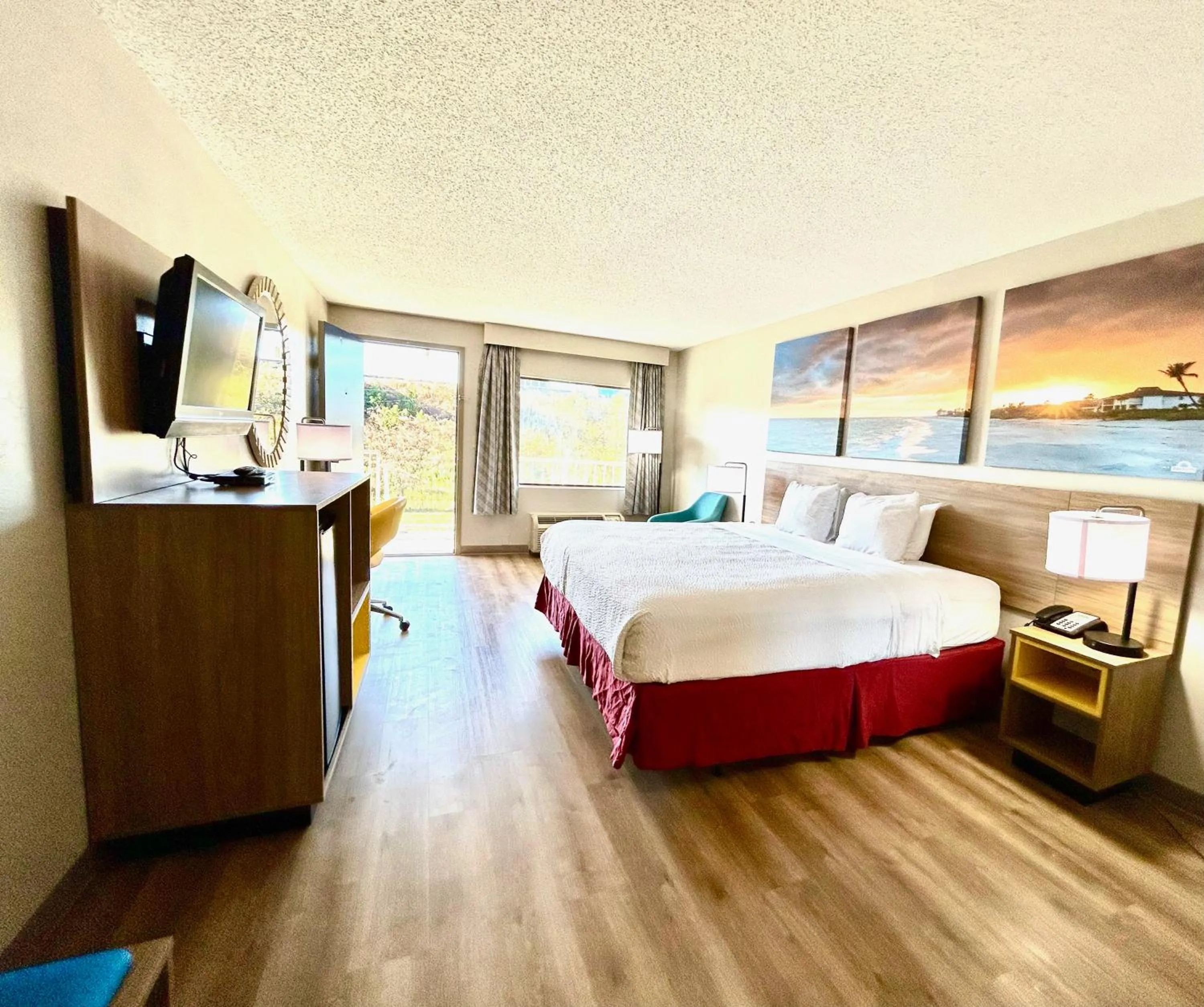 Bed in Days Inn by Wyndham St George