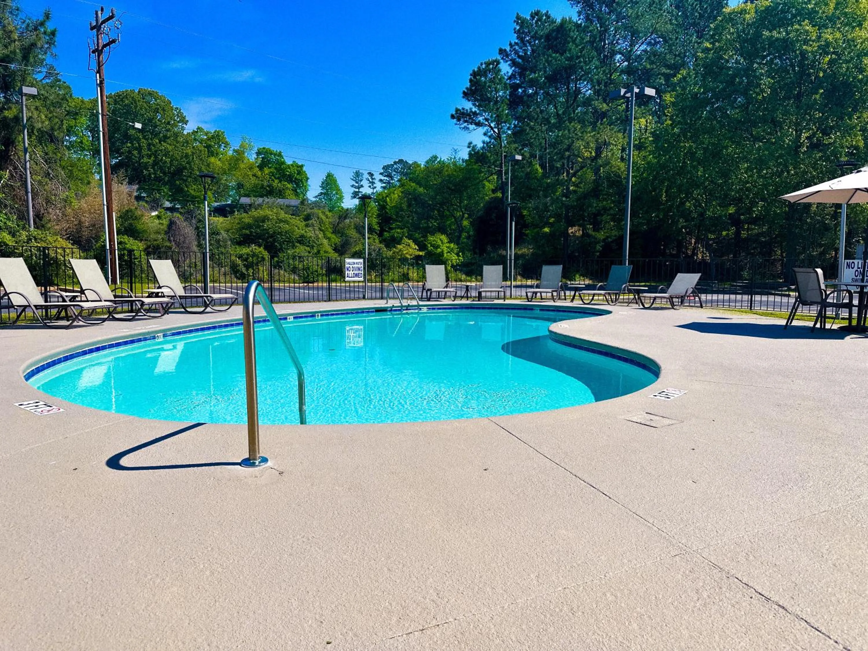 Swimming pool in Comfort Inn & Suites Clemson - University Area