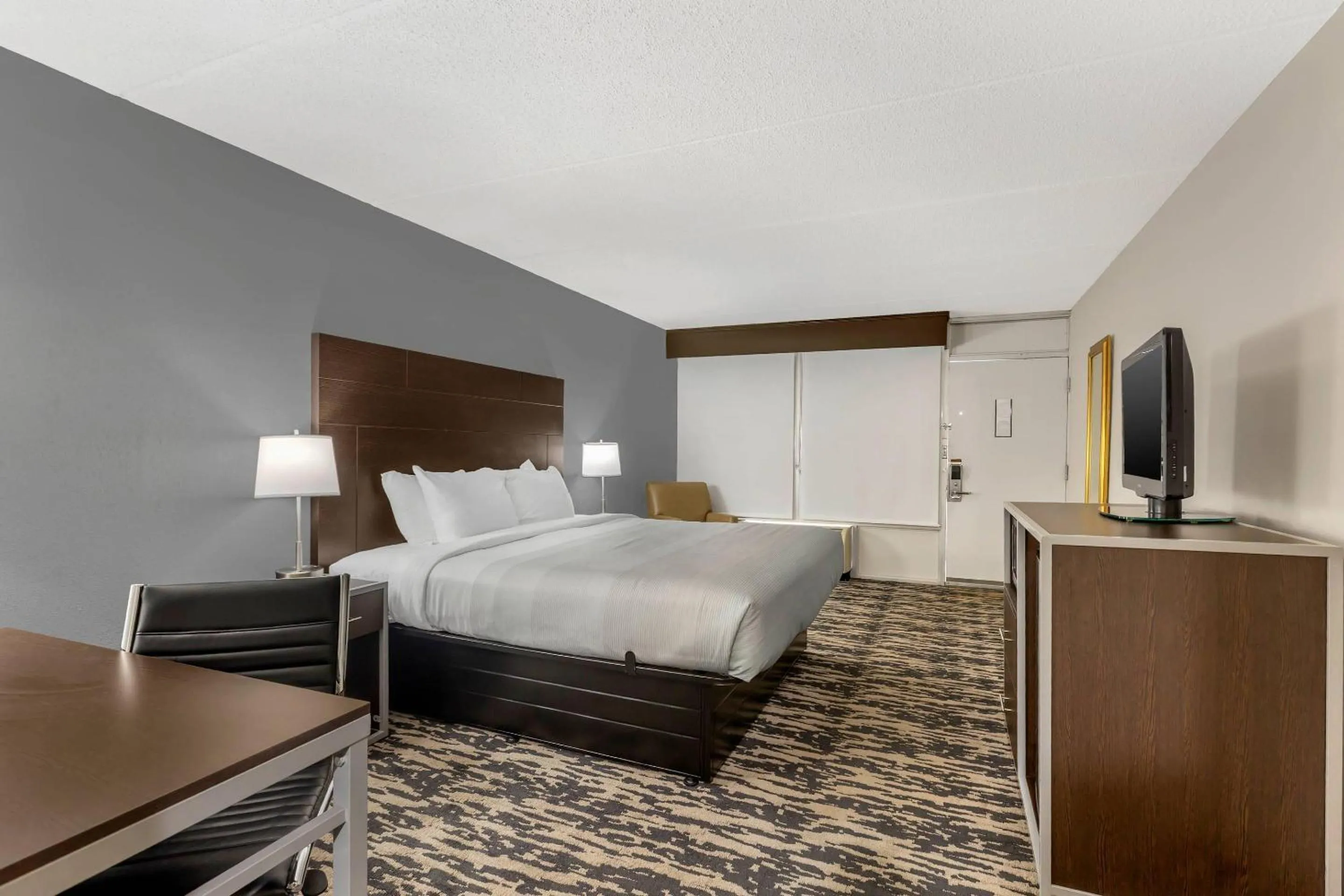 Bedroom, Bed in Quality Inn & Suites Easley - Greenville