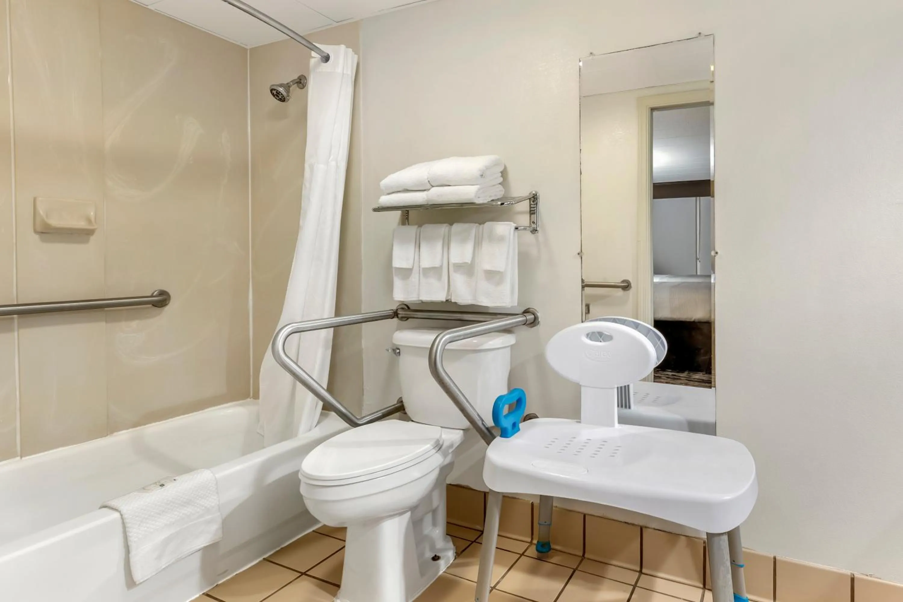 Quality Inn & Suites Easley - Greenville