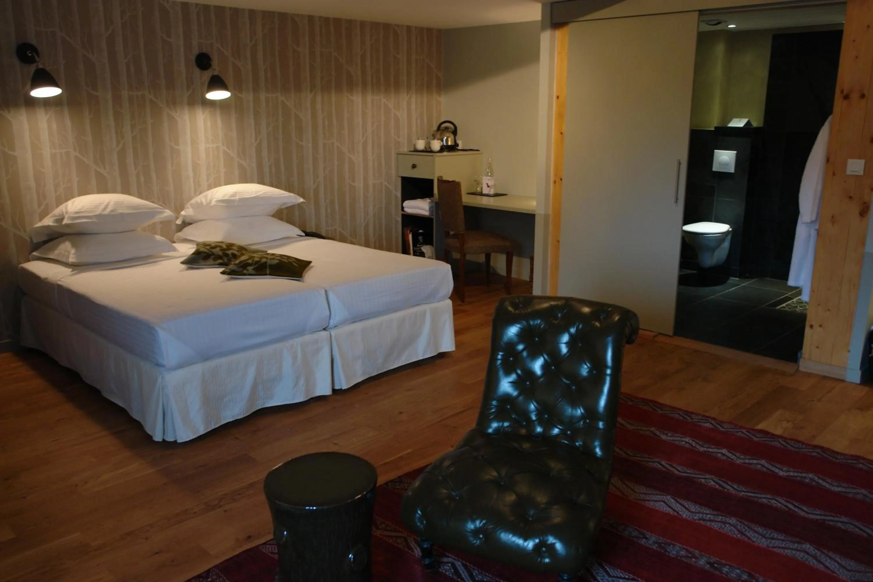 Bedroom in Lecoq Gadby