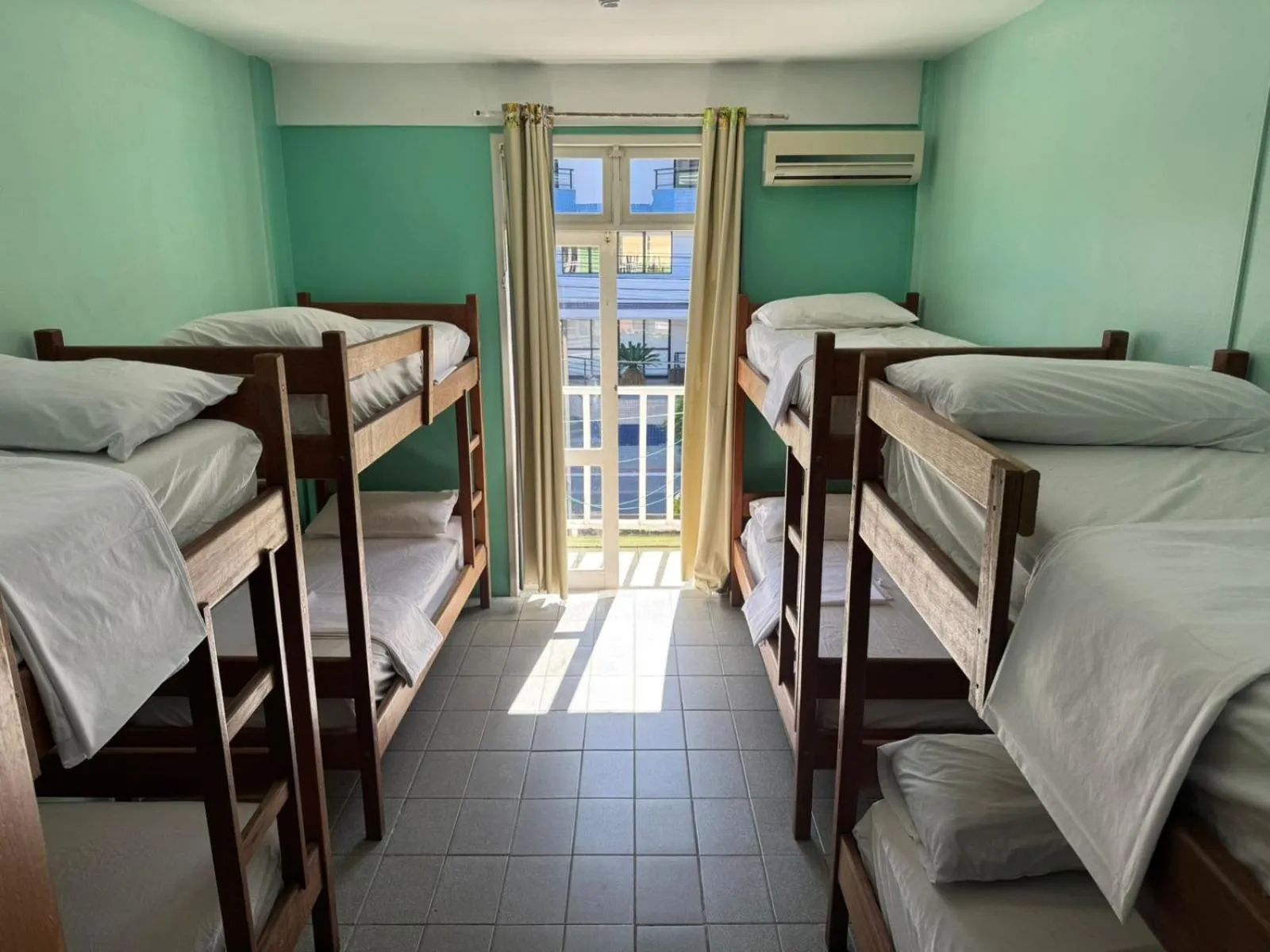 Bed in Hostel Canasvieiras