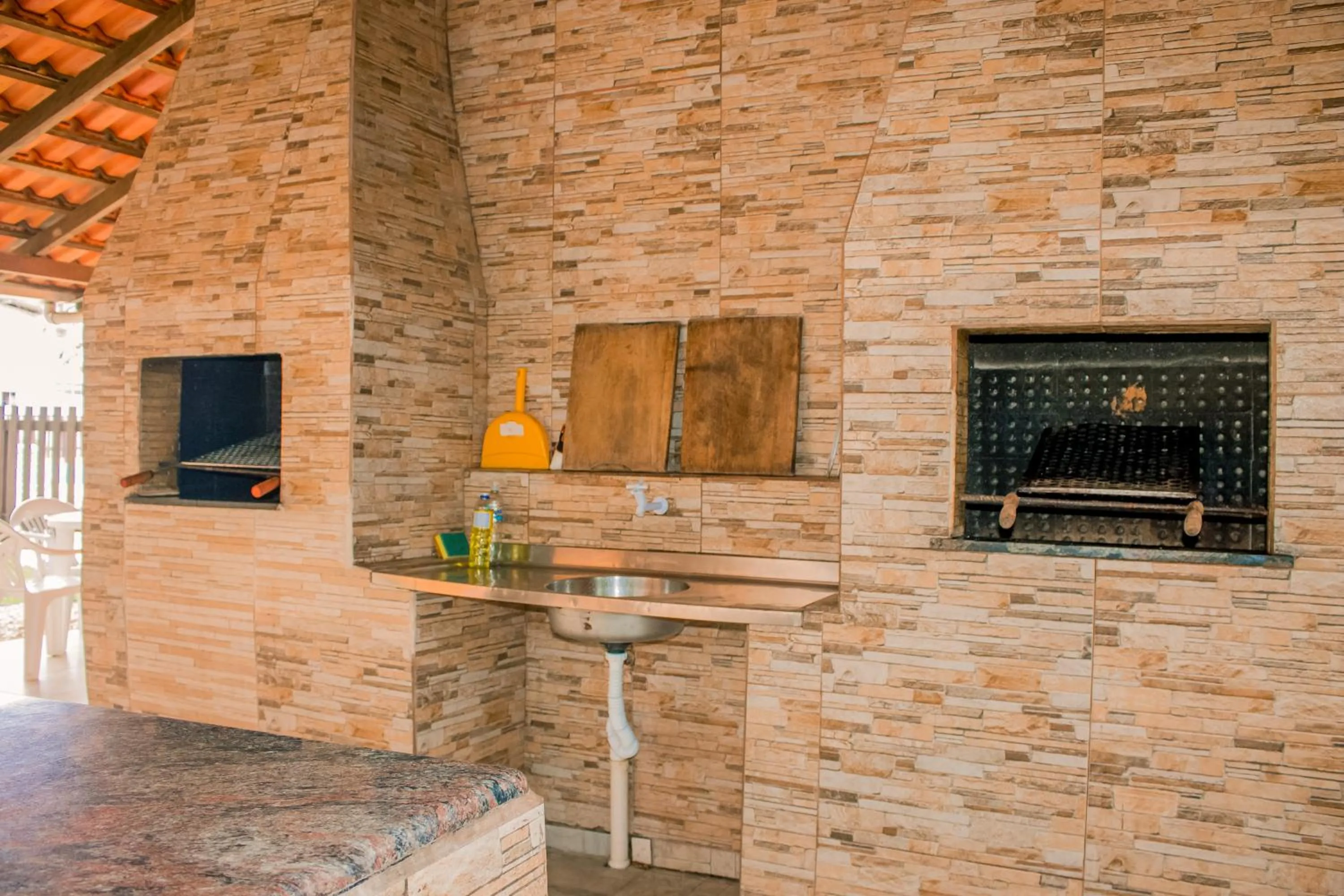 BBQ facilities in Pousada Canto Grande