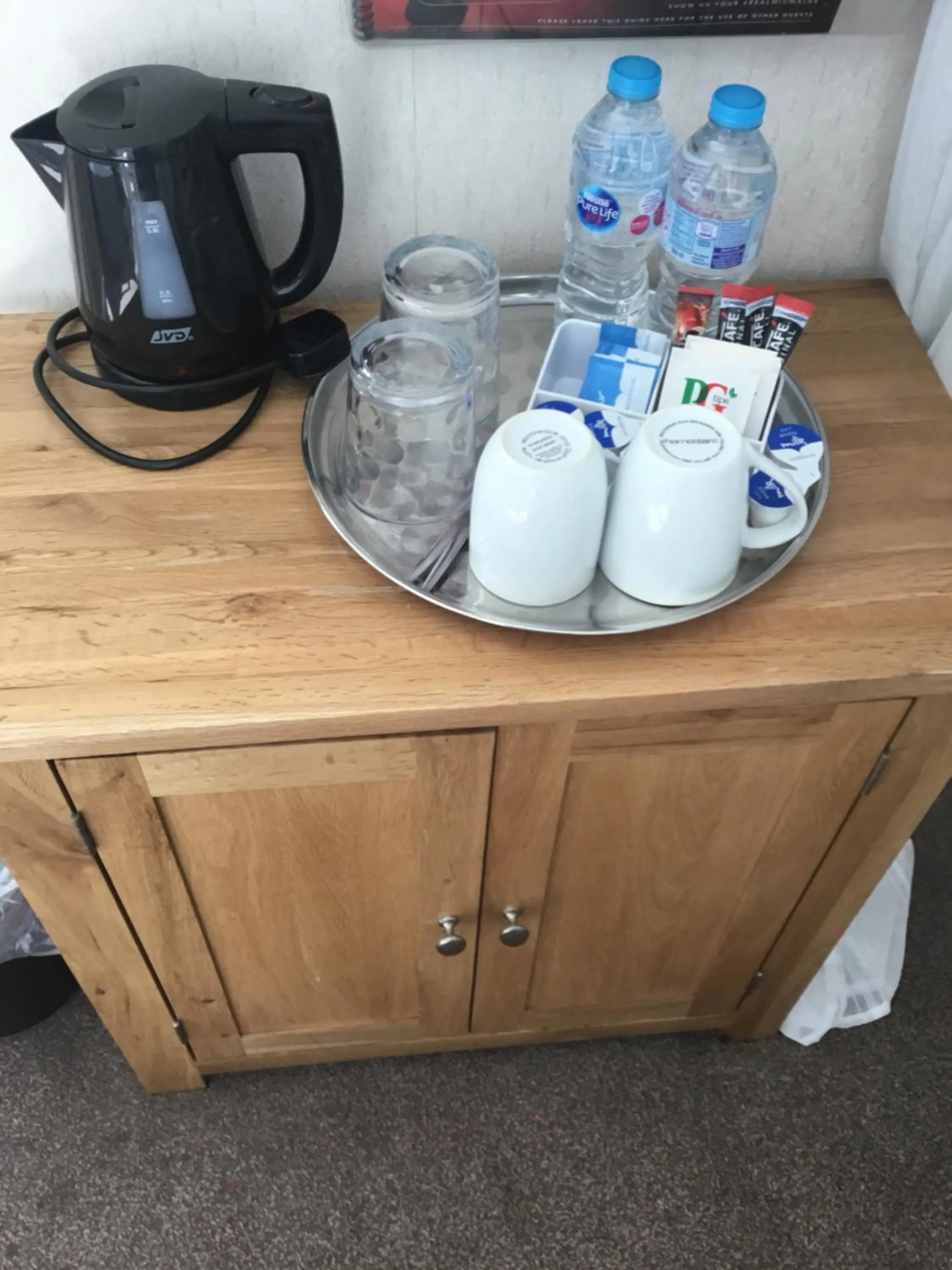 Coffee/tea facilities in Helmsman Guesthouse