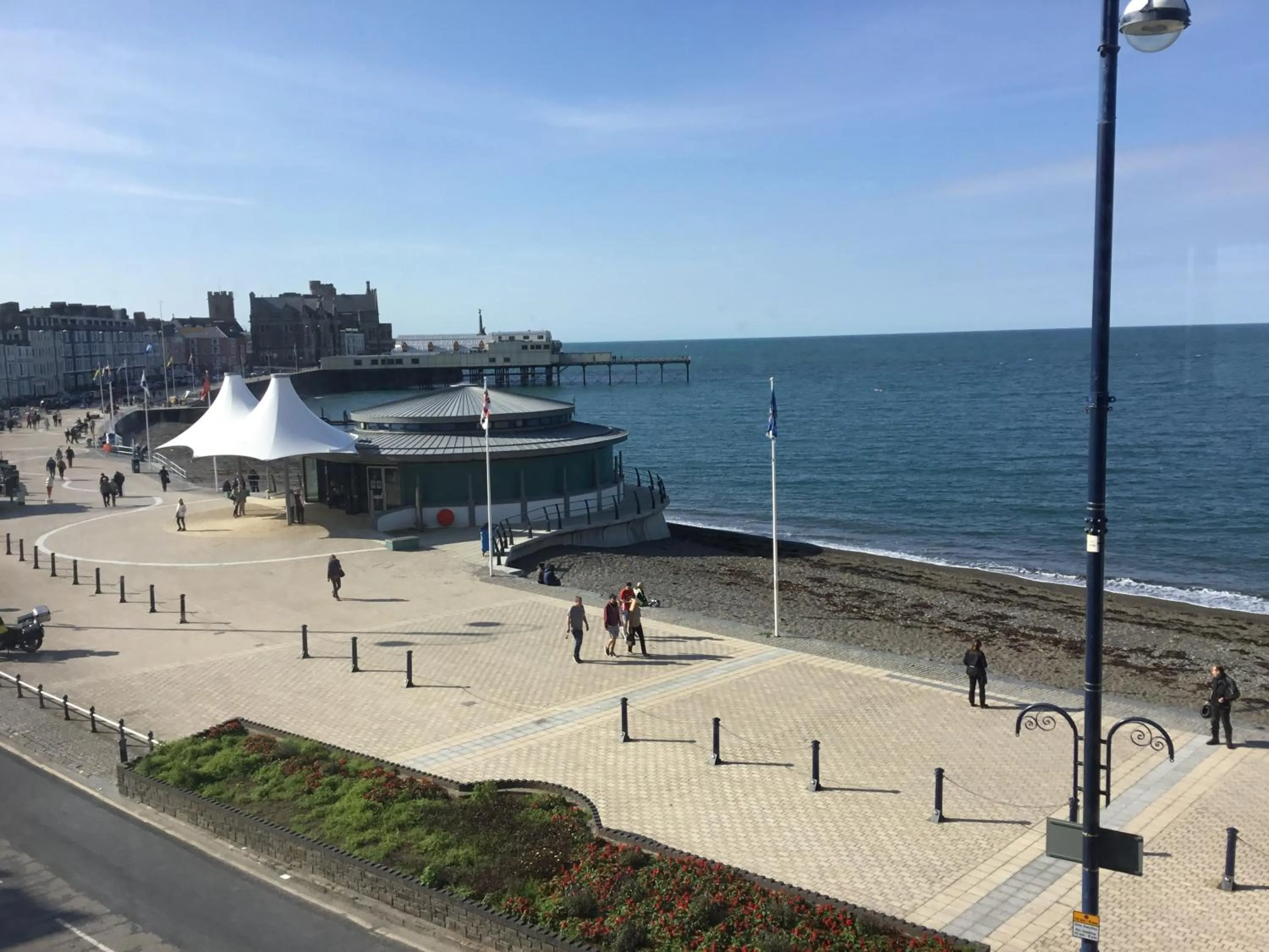 Beach in Helmsman Guesthouse