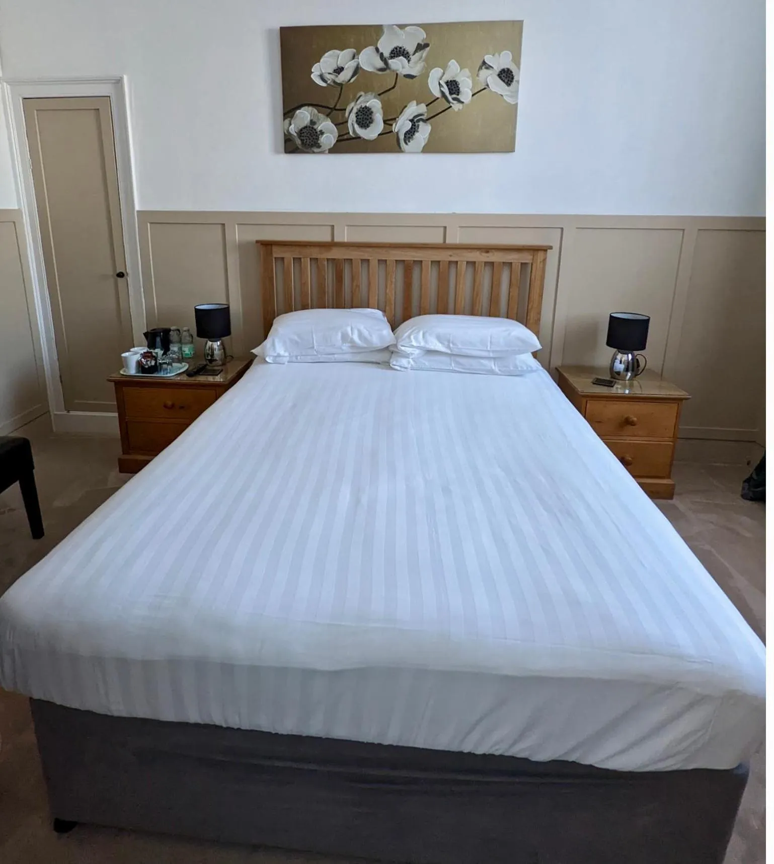Bed in Helmsman Guesthouse