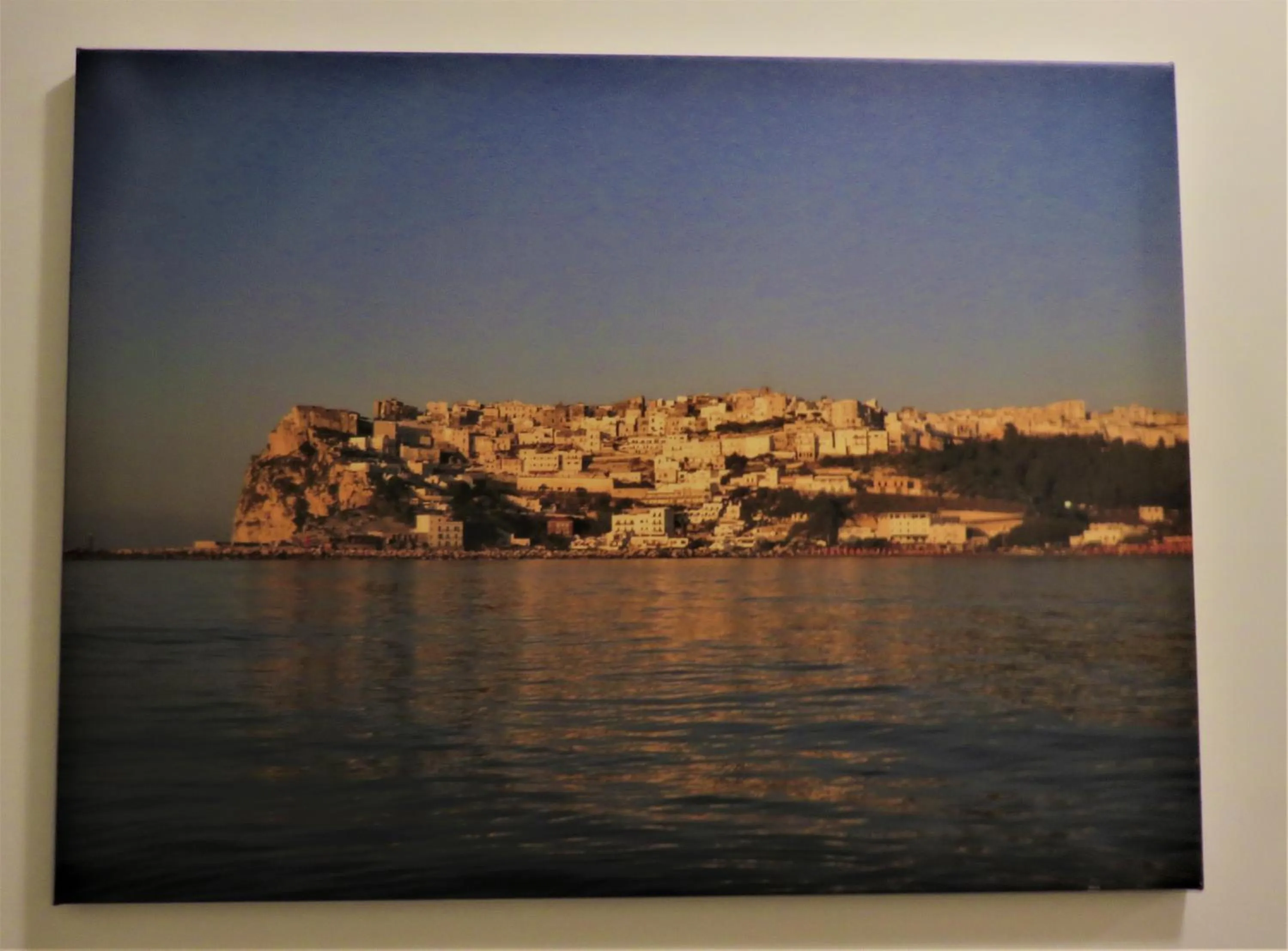 Decorative detail in Residenza Montegrappa